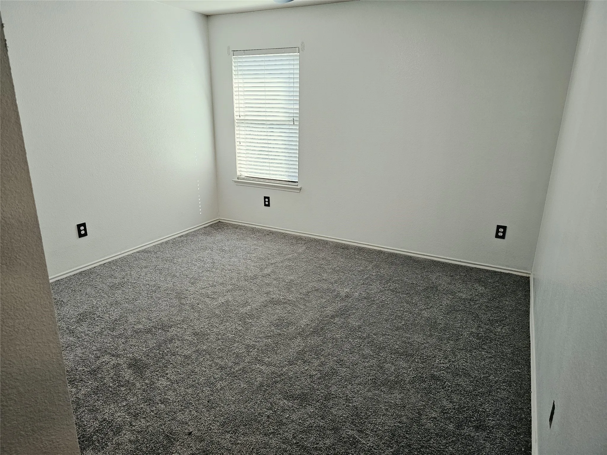 Single Family Residence For Rent in Collin County , 1412 Meadow Creek Drive, Princeton, Texas 75407, 4 Bedroom, 2 Bathroom, 2 Garage spaces, 1,892 Sqft, built in 2017, mls#21408247, Real Estate Agent in Princeton, Homes For Rent in Collin county, Homes For Rent in Princeton, Realtor in Princeton Texas, Real Estate Brokerage Independent Realty Texas, Luminita Cordes Realtor