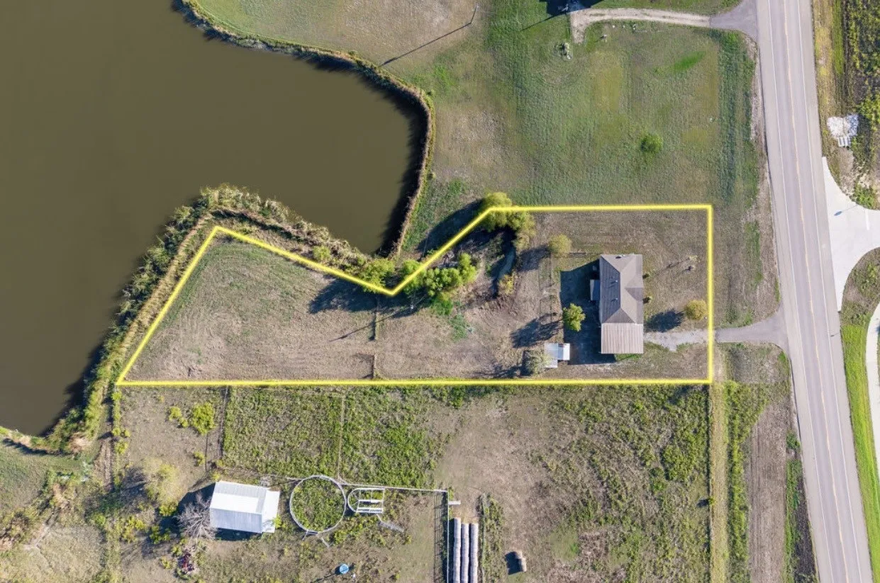 Business For Sale in Fannin County , 10829 State Highway 34, Ladonia, Texas 75449, 0, 0, Garage spaces, 0 Sqft, built in 1970, mls#21407889, Real Estate Agent in Ladonia, Homes For Sale in Fannin county, Homes For Sale in Ladonia, Realtor in Ladonia Texas, Real Estate Brokerage Independent Realty Texas, Luminita Cordes Realtor