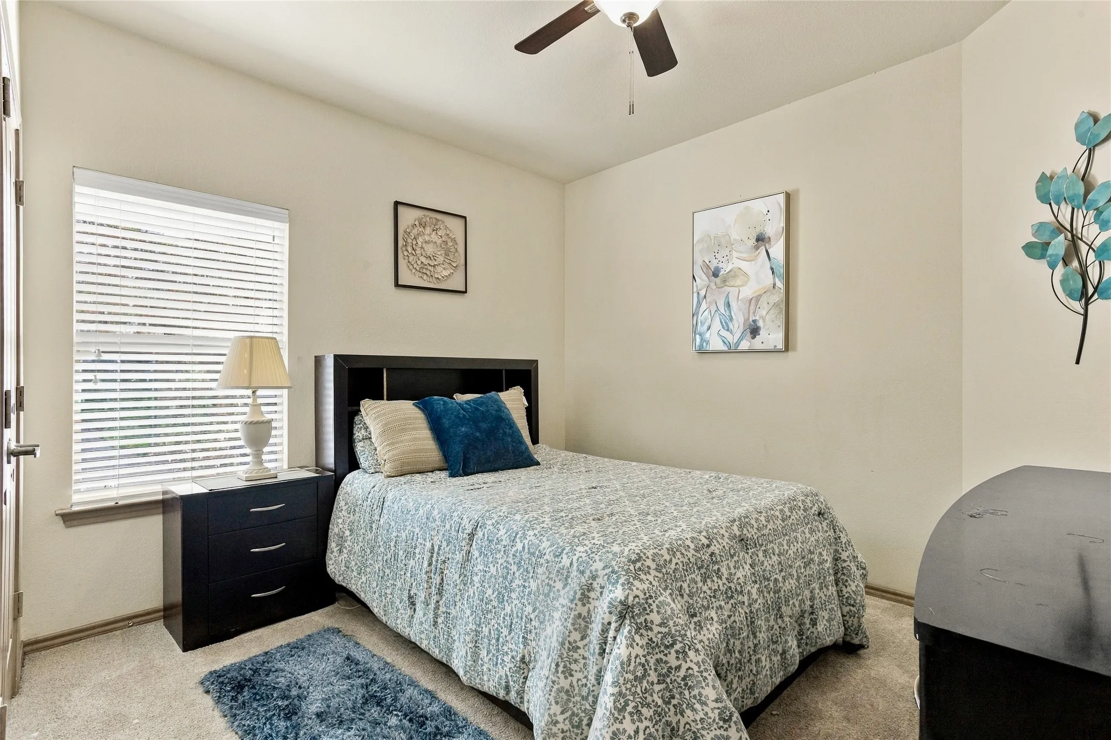 Single Family Residence For Sale in Tarrant County , 7614 Fallen Antler Place, Arlington, Texas 76002, 3 Bedroom, 2 Bathroom, 2 Garage spaces, 1,844 Sqft, built in 2008, mls#21408272, Real Estate Agent in Arlington, Homes For Sale in Tarrant county, Homes For Sale in Arlington, Realtor in Arlington Texas, Real Estate Brokerage Independent Realty Texas, Luminita Cordes Realtor
