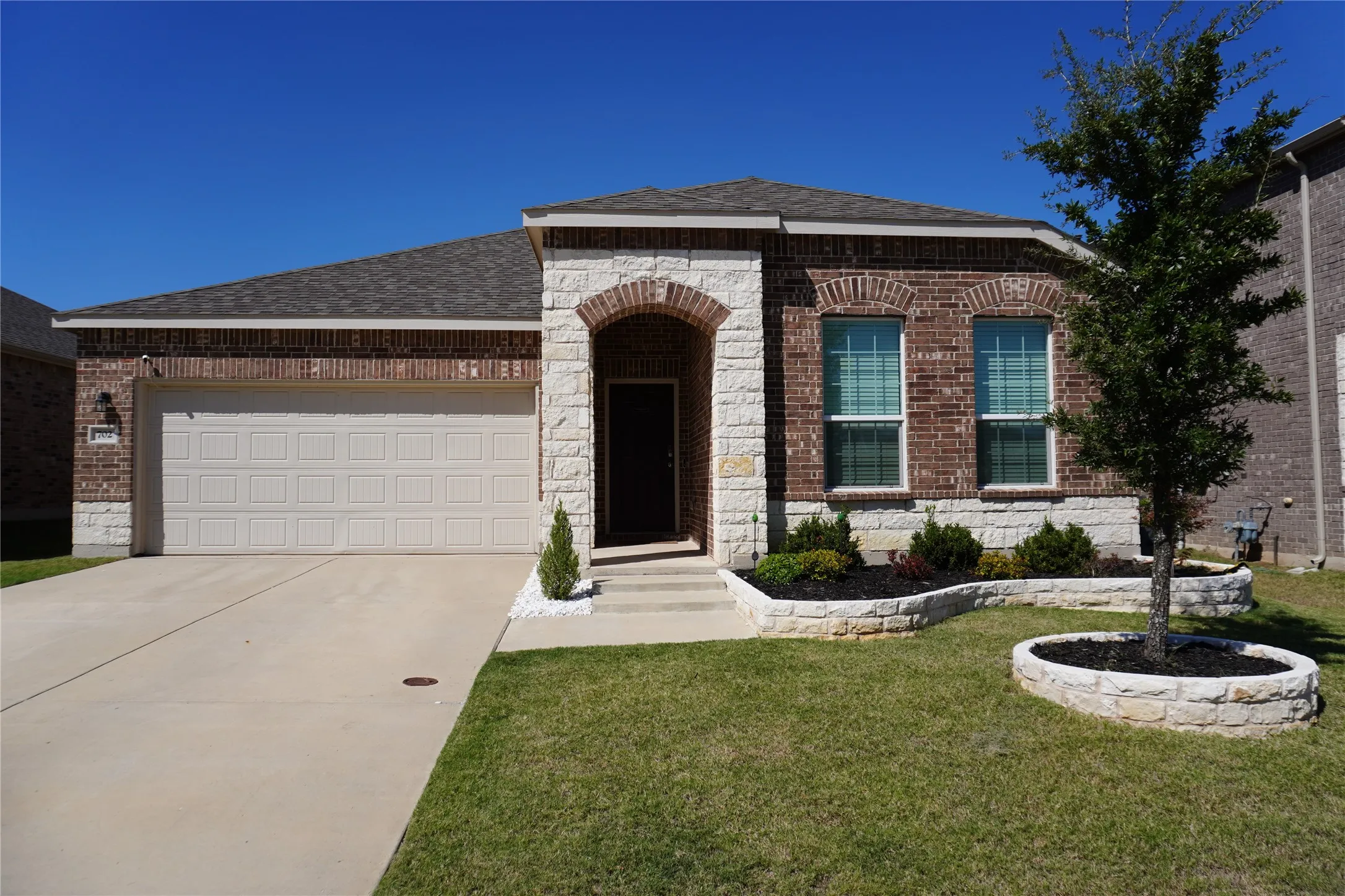 Single Family Residence For Rent in Collin County , 702 Indigo Road, Princeton, Texas 75407, 4 Bedroom, 2 Bathroom, 2 Garage spaces, 1,948 Sqft, built in 2021, mls#21407142, Real Estate Agent in Princeton, Homes For Rent in Collin county, Homes For Rent in Princeton, Realtor in Princeton Texas, Real Estate Brokerage Independent Realty Texas, Luminita Cordes Realtor
