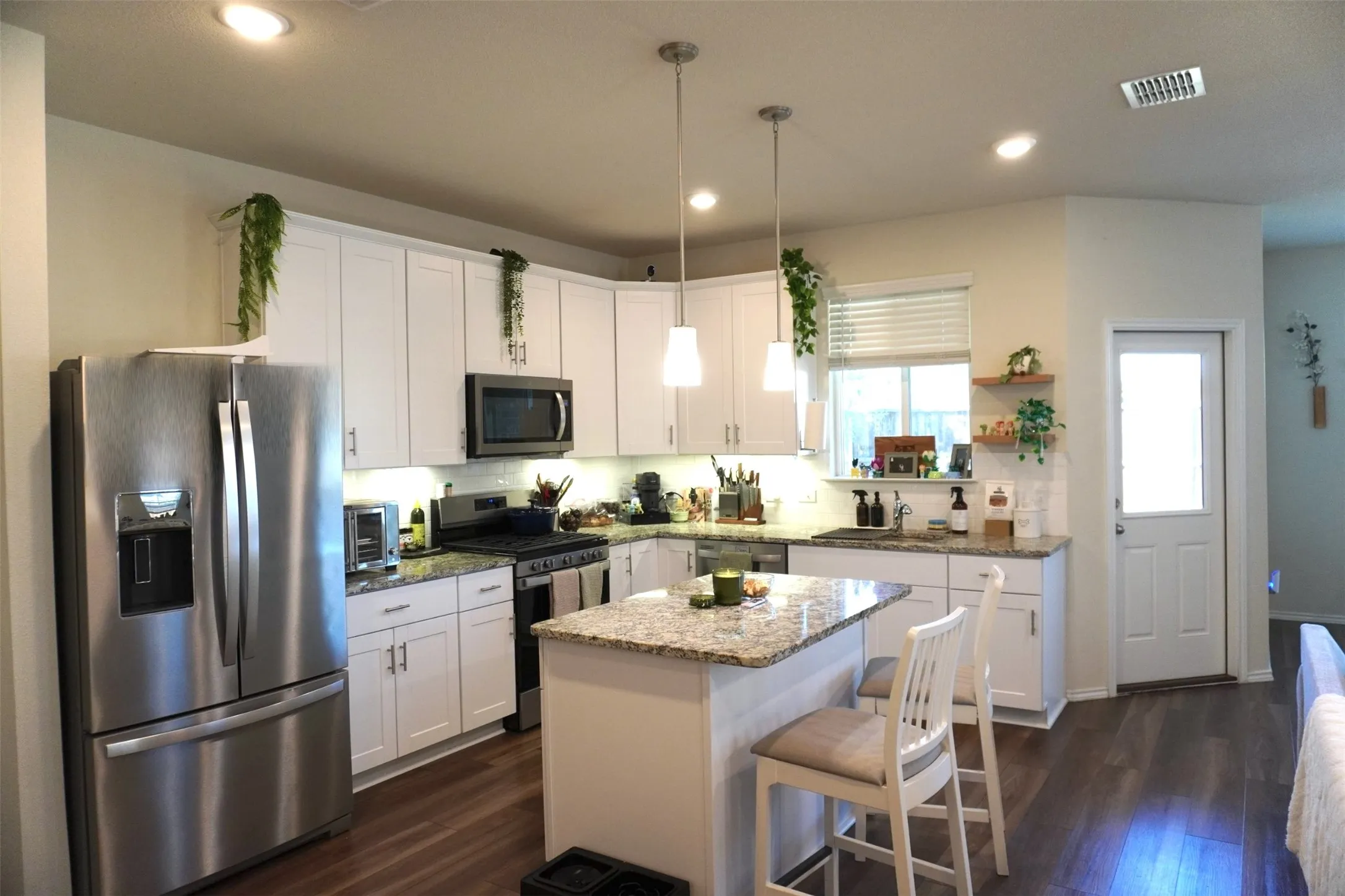 Single Family Residence For Rent in Collin County , 702 Indigo Road, Princeton, Texas 75407, 4 Bedroom, 2 Bathroom, 2 Garage spaces, 1,948 Sqft, built in 2021, mls#21407142, Real Estate Agent in Princeton, Homes For Rent in Collin county, Homes For Rent in Princeton, Realtor in Princeton Texas, Real Estate Brokerage Independent Realty Texas, Luminita Cordes Realtor