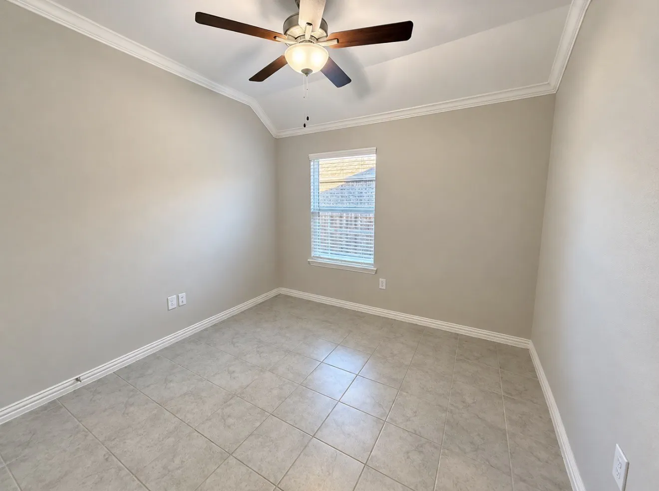 Single Family Residence For Sale in Denton County , 2848 N Ranger LN Street, Aubrey, Texas 76227, 3 Bedroom, 2 Bathroom, 3 Garage spaces, 1,912 Sqft, built in 2021, mls#21408641, Real Estate Agent in Aubrey, Homes For Sale in Denton county, Homes For Sale in Aubrey, Realtor in Aubrey Texas, Real Estate Brokerage Independent Realty Texas, Luminita Cordes Realtor