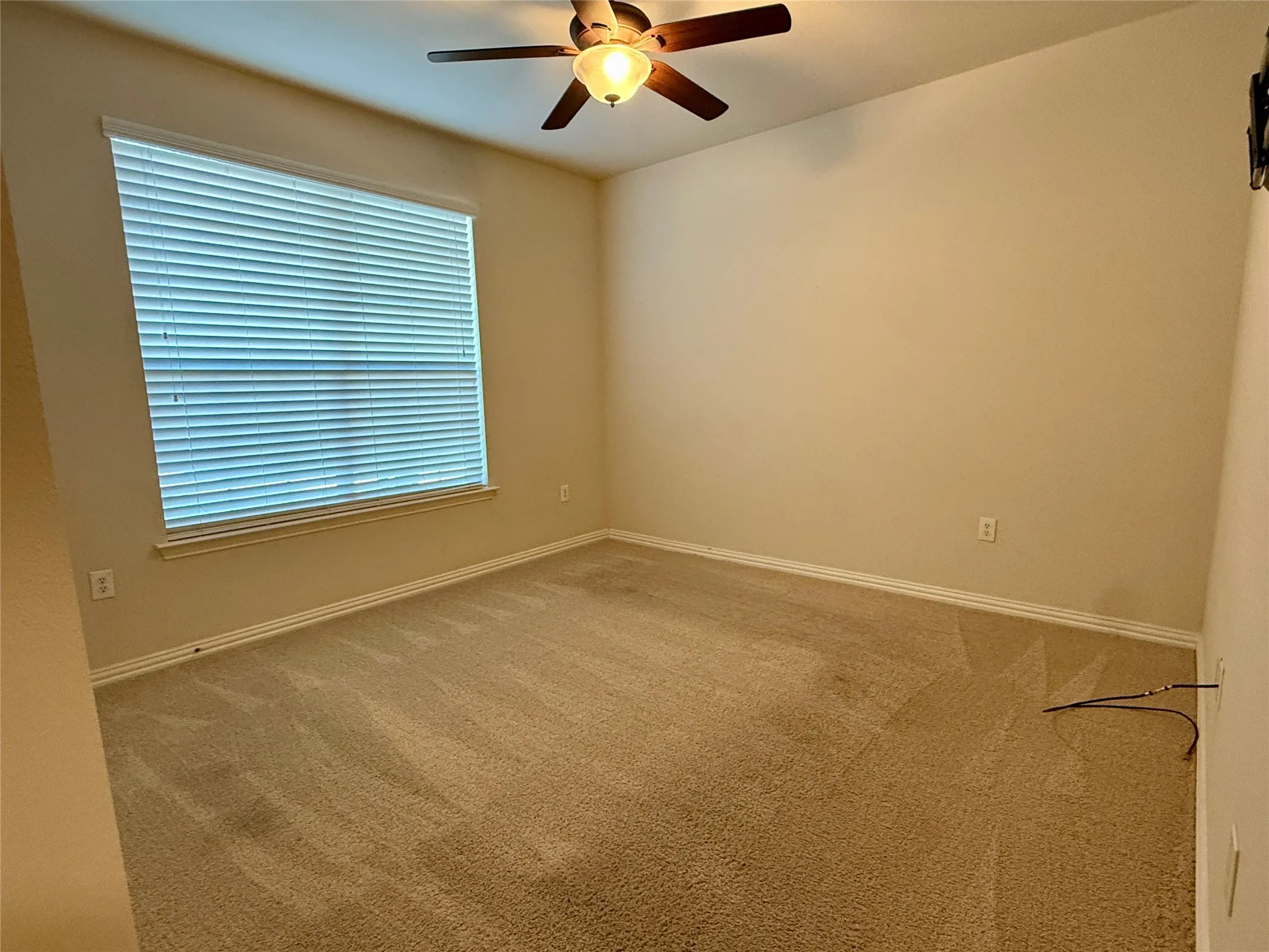 Townhouse For Sale in Denton County , 236 Bexar Drive, Lewisville, Texas 75067, 2 Bedroom, 2 Bathroom, 2 Garage spaces, 1,755 Sqft, built in 2004, mls#21408784, Real Estate Agent in Lewisville, Homes For Sale in Denton county, Homes For Sale in Lewisville, Realtor in Lewisville Texas, Real Estate Brokerage Independent Realty Texas, Luminita Cordes Realtor
