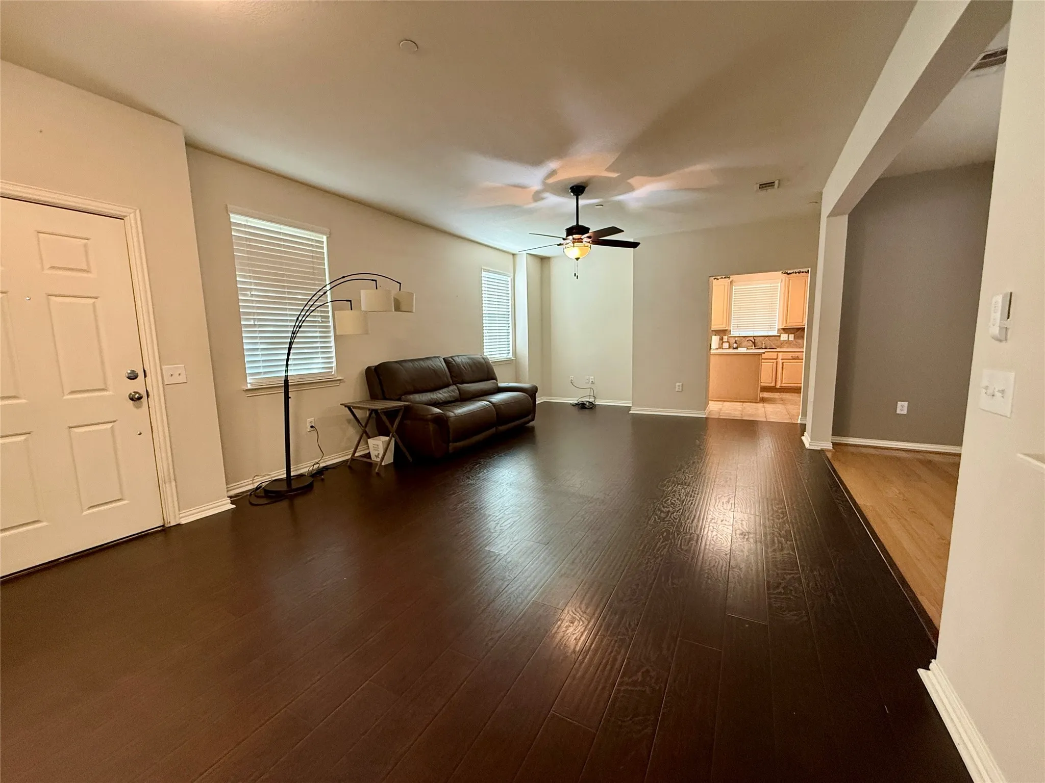 Townhouse For Sale in Denton County , 236 Bexar Drive, Lewisville, Texas 75067, 2 Bedroom, 2 Bathroom, 2 Garage spaces, 1,755 Sqft, built in 2004, mls#21408784, Real Estate Agent in Lewisville, Homes For Sale in Denton county, Homes For Sale in Lewisville, Realtor in Lewisville Texas, Real Estate Brokerage Independent Realty Texas, Luminita Cordes Realtor