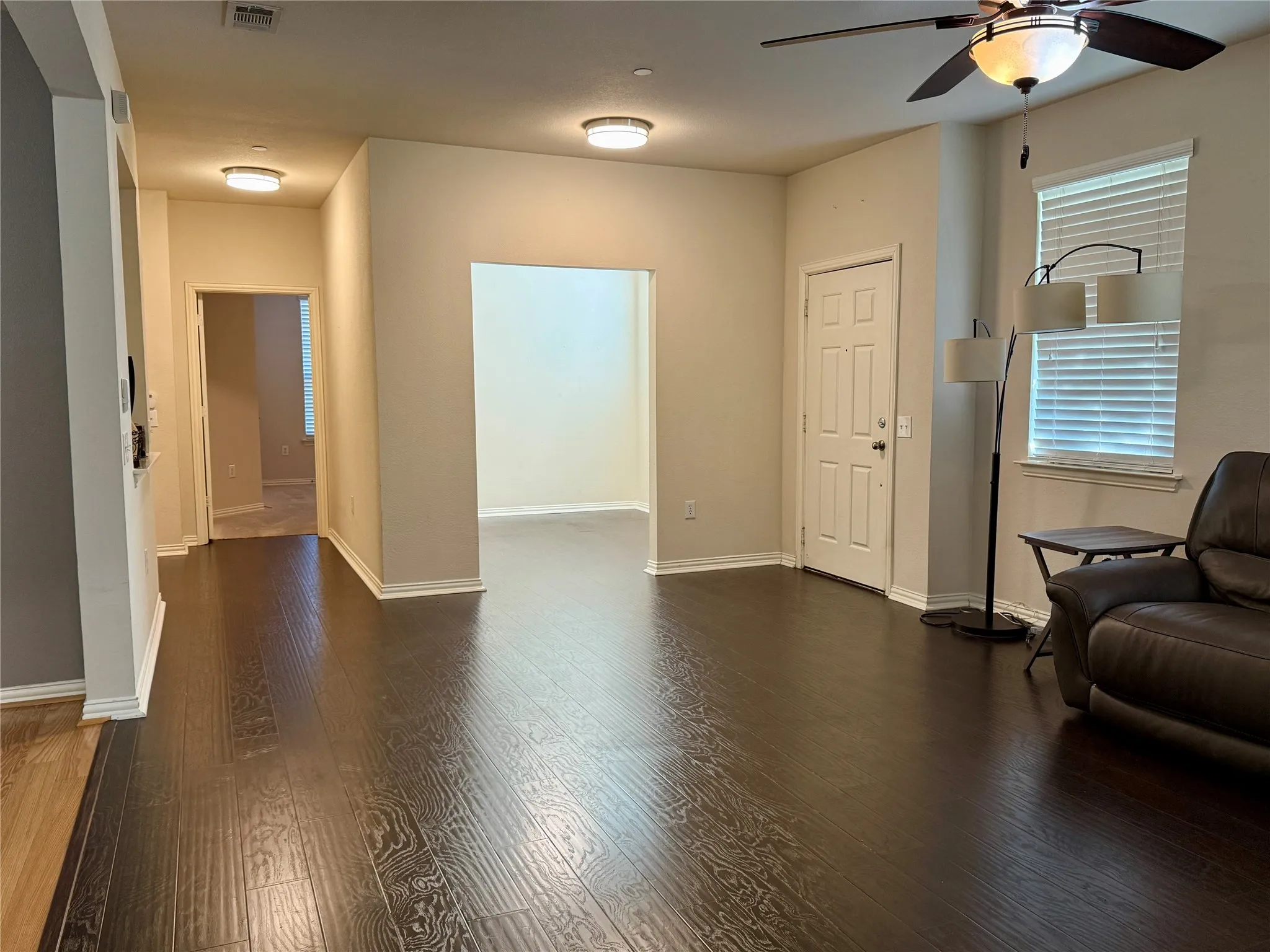 Townhouse For Sale in Denton County , 236 Bexar Drive, Lewisville, Texas 75067, 2 Bedroom, 2 Bathroom, 2 Garage spaces, 1,755 Sqft, built in 2004, mls#21408784, Real Estate Agent in Lewisville, Homes For Sale in Denton county, Homes For Sale in Lewisville, Realtor in Lewisville Texas, Real Estate Brokerage Independent Realty Texas, Luminita Cordes Realtor