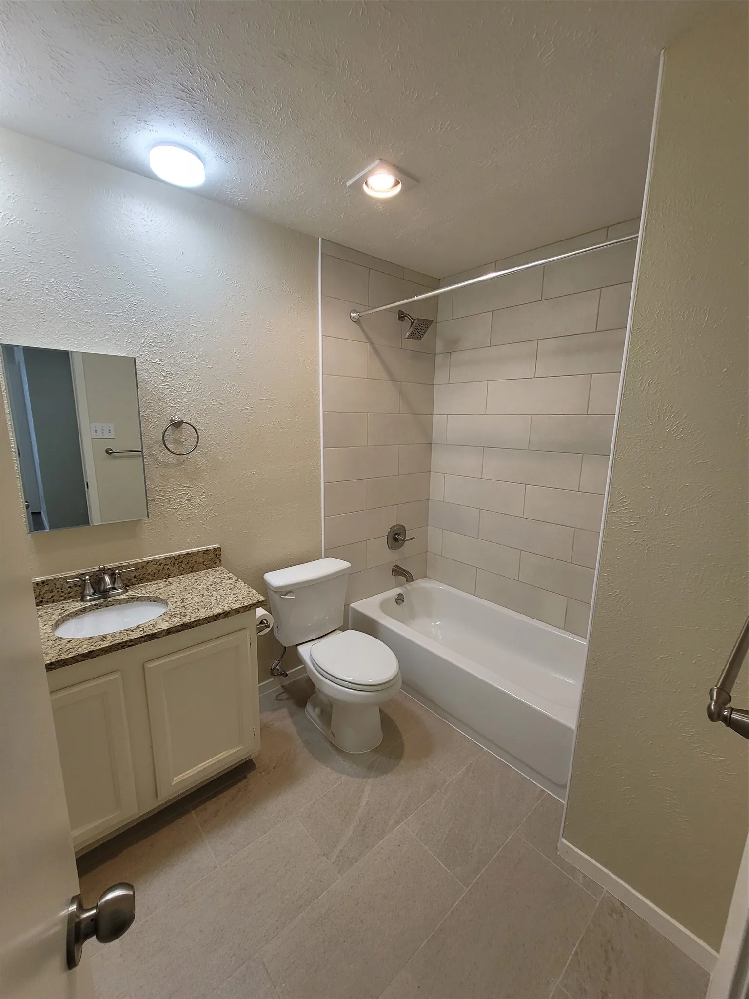 Single Family Residence For Rent in Dallas County , 2626 Dove Meadow Drive, Garland, Texas 75043, 3 Bedroom, 2 Bathroom, 2 Garage spaces, 1,314 Sqft, built in 1976, mls#21408813, Real Estate Agent in Garland, Homes For Rent in Dallas county, Homes For Rent in Garland, Realtor in Garland Texas, Real Estate Brokerage Independent Realty Texas, Luminita Cordes Realtor