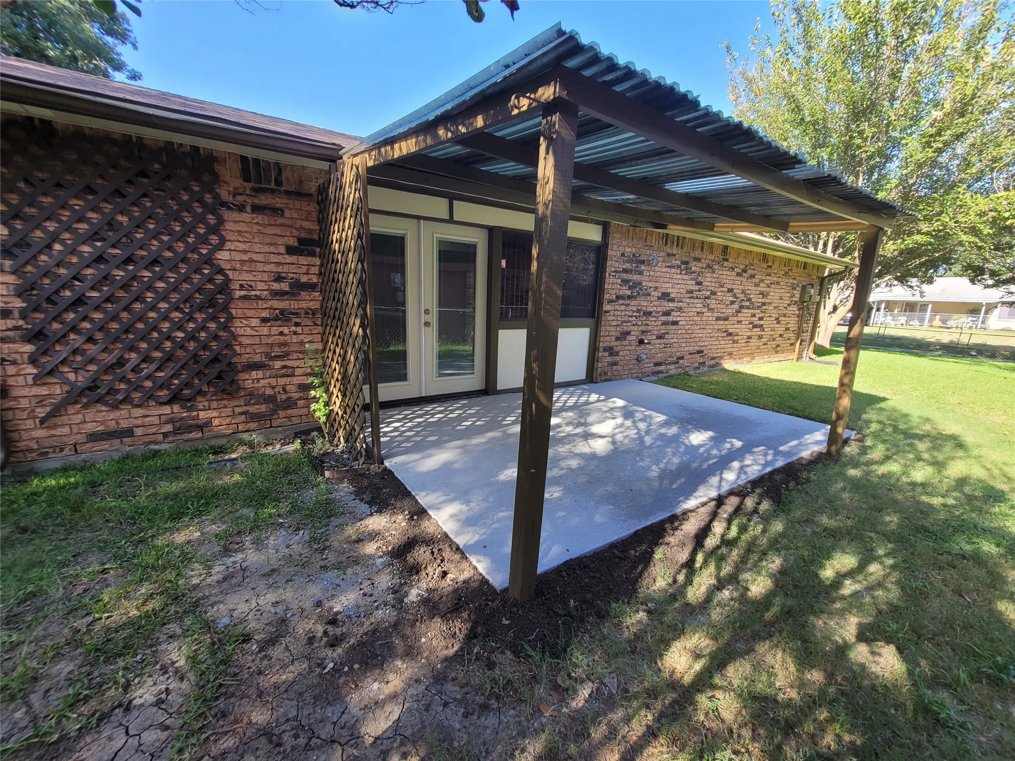 Single Family Residence For Rent in Dallas County , 2626 Dove Meadow Drive, Garland, Texas 75043, 3 Bedroom, 2 Bathroom, 2 Garage spaces, 1,314 Sqft, built in 1976, mls#21408813, Real Estate Agent in Garland, Homes For Rent in Dallas county, Homes For Rent in Garland, Realtor in Garland Texas, Real Estate Brokerage Independent Realty Texas, Luminita Cordes Realtor