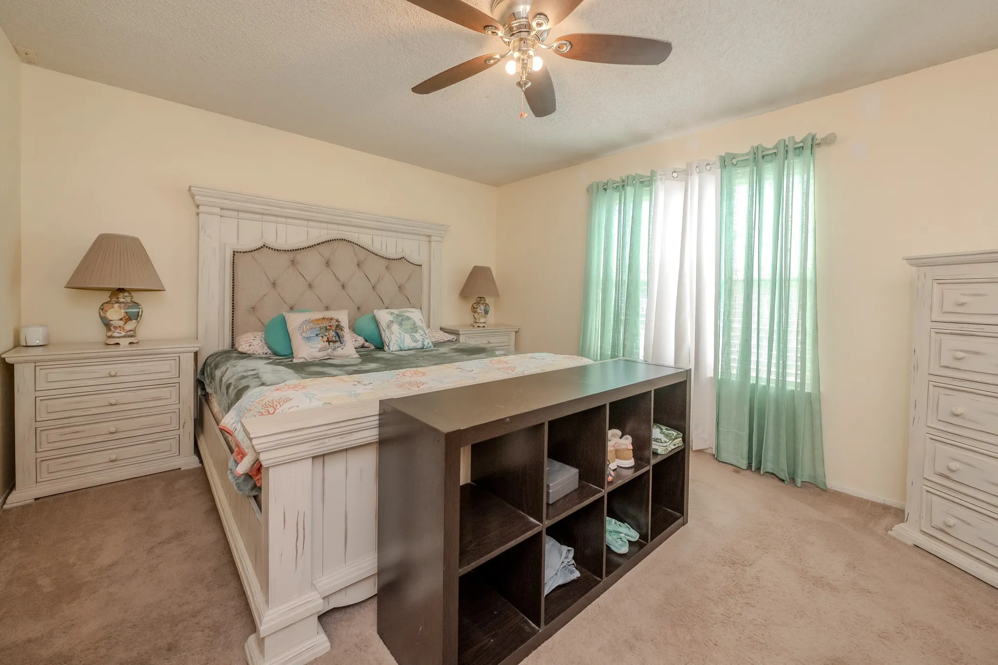 Single Family Residence For Sale in Wichita County , 5178 Navajo Trl, Wichita Falls, Texas 76310, 3 Bedroom, 2 Bathroom, 2 Garage spaces, 1,714 Sqft, built in 1977, mls#21406988, Real Estate Agent in Wichita Falls, Homes For Sale in Wichita county, Homes For Sale in Wichita Falls, Realtor in Wichita Falls Texas, Real Estate Brokerage Independent Realty Texas, Luminita Cordes Realtor