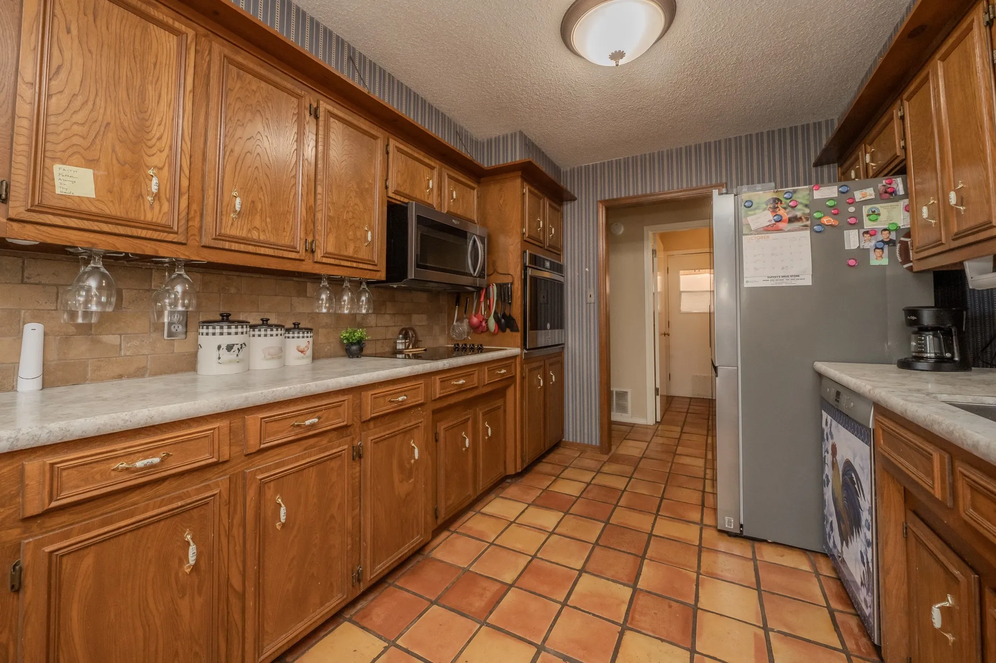Single Family Residence For Sale in Wichita County , 5178 Navajo Trl, Wichita Falls, Texas 76310, 3 Bedroom, 2 Bathroom, 2 Garage spaces, 1,714 Sqft, built in 1977, mls#21406988, Real Estate Agent in Wichita Falls, Homes For Sale in Wichita county, Homes For Sale in Wichita Falls, Realtor in Wichita Falls Texas, Real Estate Brokerage Independent Realty Texas, Luminita Cordes Realtor