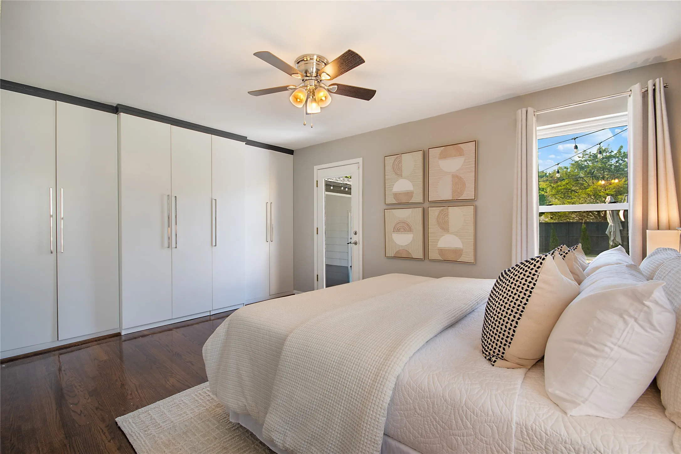 Single Family Residence For Sale in Dallas County , 2144 Springhill Drive, Dallas, Texas 75228, 2 Bedroom, 2 Bathroom, Garage spaces, 1,417 Sqft, built in 1954, mls#21405514, Real Estate Agent in Dallas, Homes For Sale in Dallas county, Homes For Sale in Dallas, Realtor in Dallas Texas, Real Estate Brokerage Independent Realty Texas, Luminita Cordes Realtor