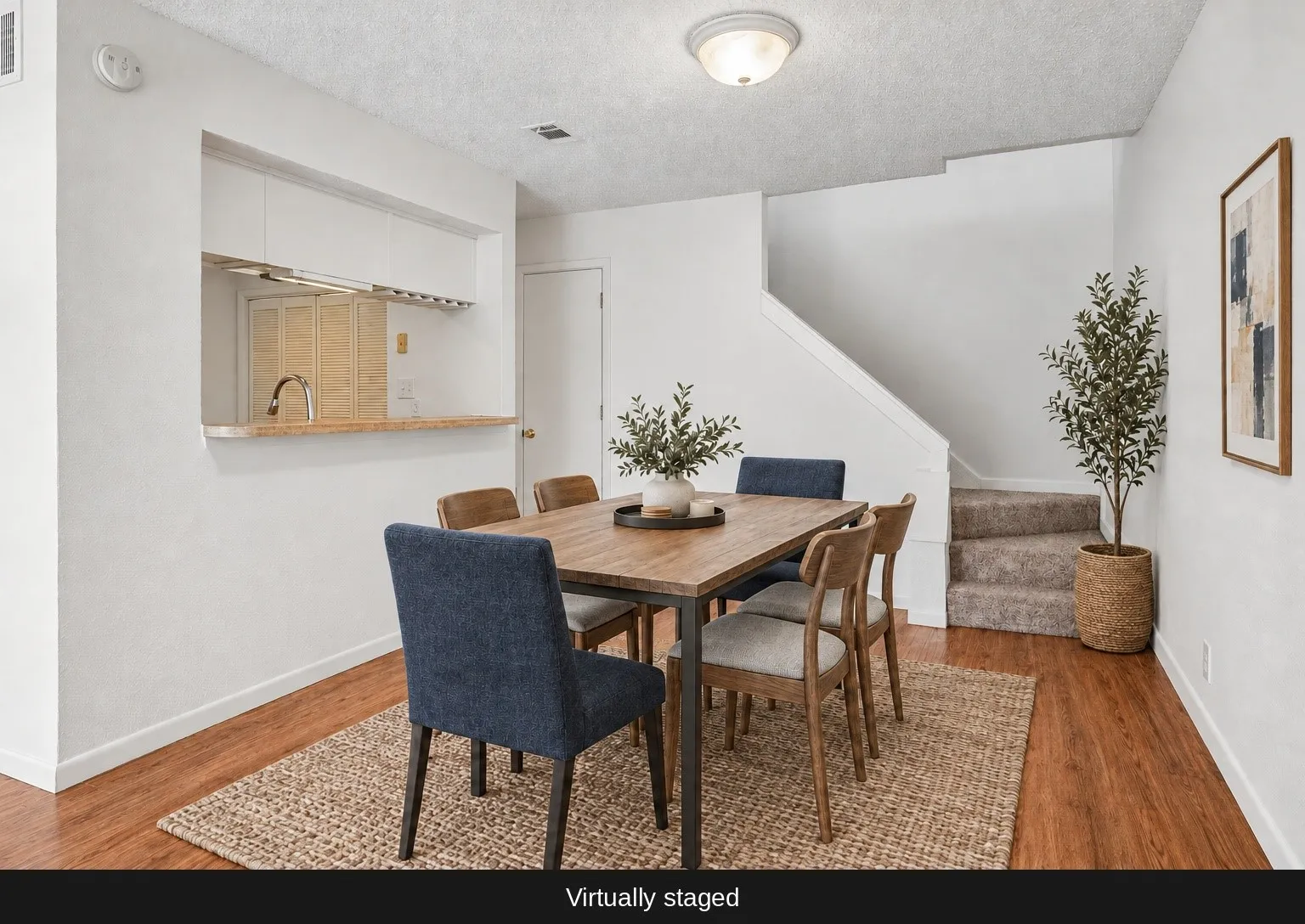Condominium For Sale in Dallas County , 5200 Martel Avenue 6G, Dallas, Texas 75206, 1 Bedroom, 2 Bathroom, 1 Garage spaces, 952 Sqft, built in 1981, mls#21408140, Real Estate Agent in Dallas, Homes For Sale in Dallas county, Homes For Sale in Dallas, Realtor in Dallas Texas, Real Estate Brokerage Independent Realty Texas, Luminita Cordes Realtor