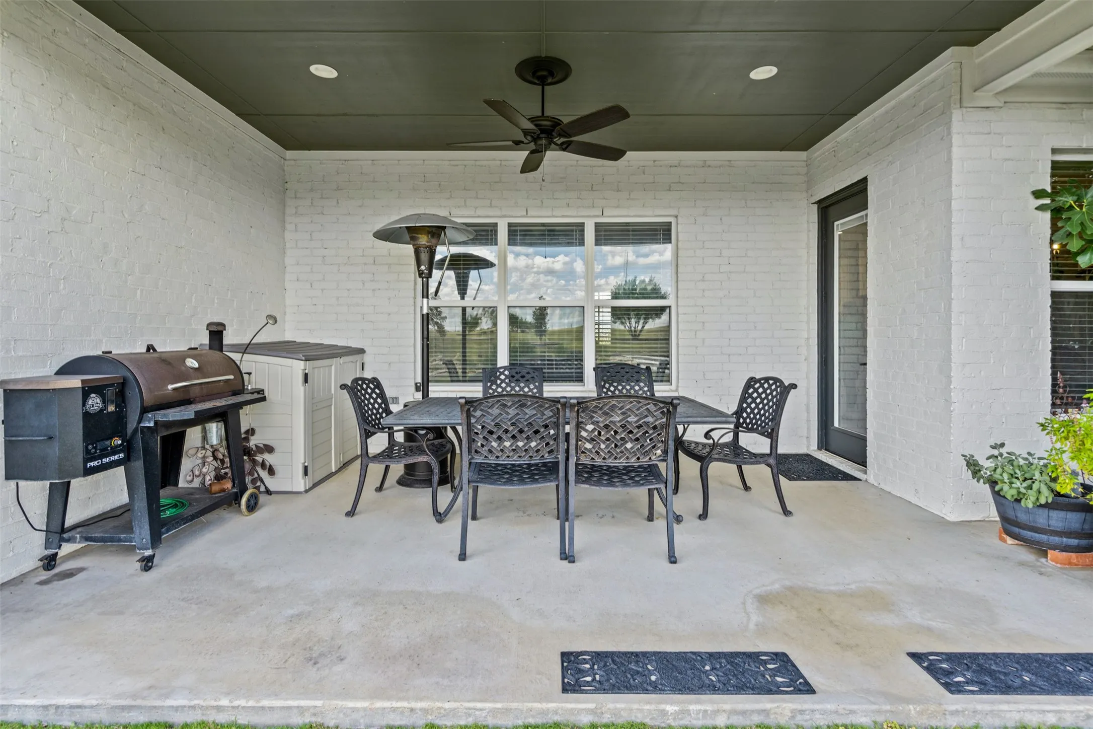 Single Family Residence For Sale in Parker County , 2045 Eagles Ridge Drive, Weatherford, Texas 76087, 4 Bedroom, 4 Bathroom, 3 Garage spaces, 3,000 Sqft, built in 2021, mls#21406274, Real Estate Agent in Weatherford, Homes For Sale in Parker county, Homes For Sale in Weatherford, Realtor in Weatherford Texas, Real Estate Brokerage Independent Realty Texas, Luminita Cordes Realtor