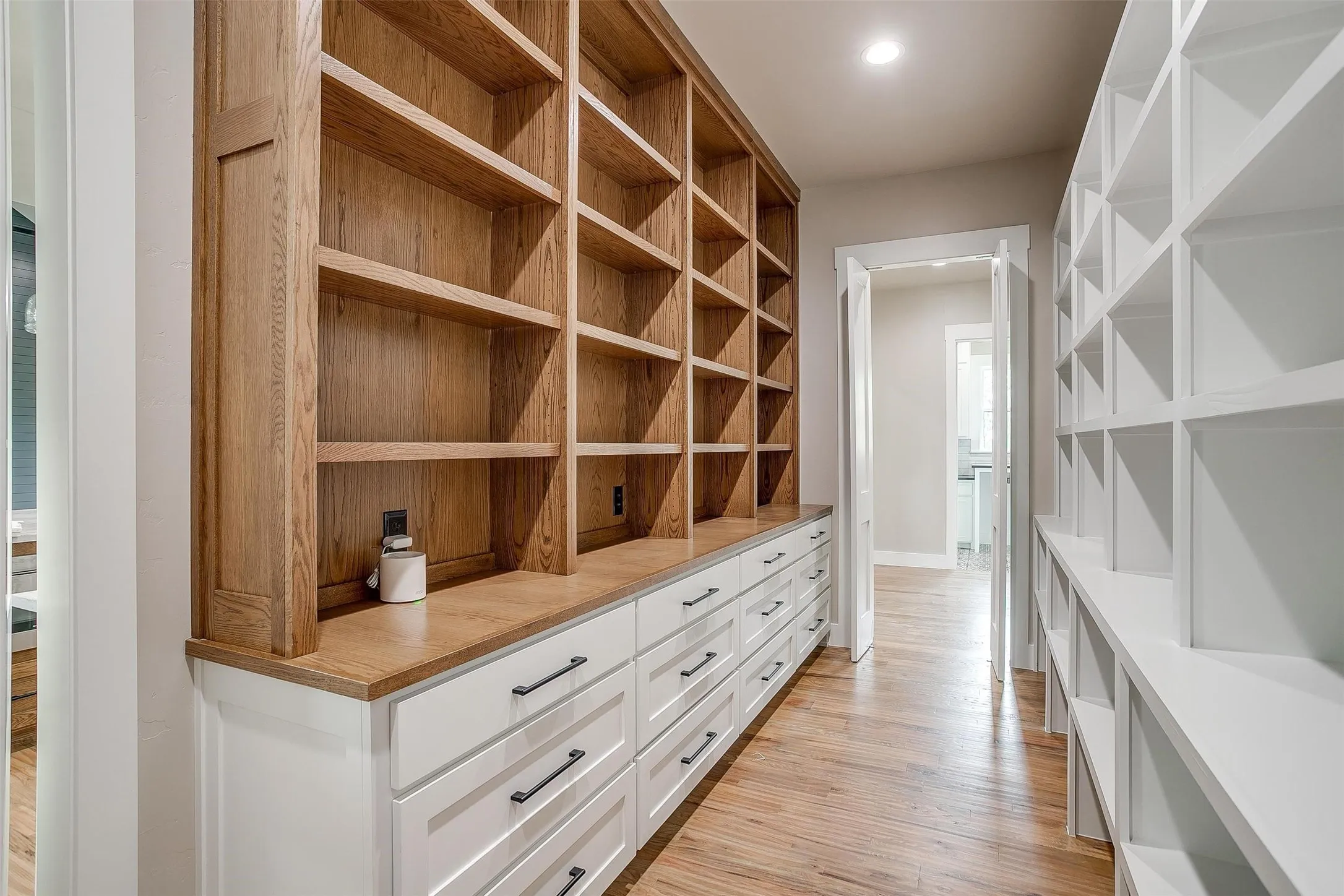 Single Family Residence For Sale in Montague County , Lot 3 3019 Orchard Road, Bowie, Texas 76230, 4 Bedroom, 4 Bathroom, 2 Garage spaces, 3,480 Sqft, built in 2024, mls#21408829, Real Estate Agent in Bowie, Homes For Sale in Montague county, Homes For Sale in Bowie, Realtor in Bowie Texas, Real Estate Brokerage Independent Realty Texas, Luminita Cordes Realtor