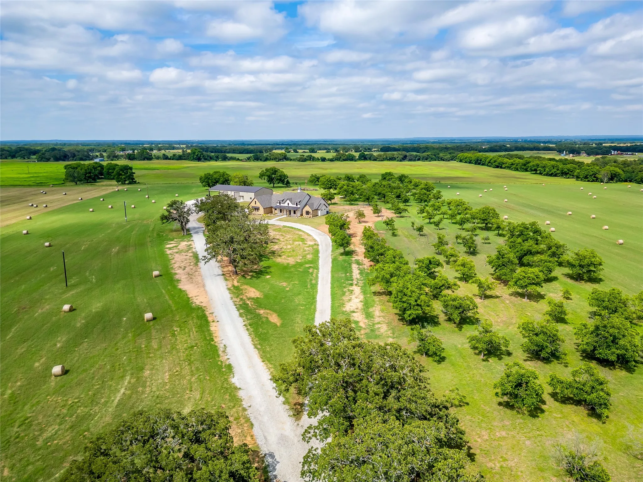 Single Family Residence For Sale in Montague County , Lot 3 3019 Orchard Road, Bowie, Texas 76230, 4 Bedroom, 4 Bathroom, 2 Garage spaces, 3,480 Sqft, built in 2024, mls#21408829, Real Estate Agent in Bowie, Homes For Sale in Montague county, Homes For Sale in Bowie, Realtor in Bowie Texas, Real Estate Brokerage Independent Realty Texas, Luminita Cordes Realtor