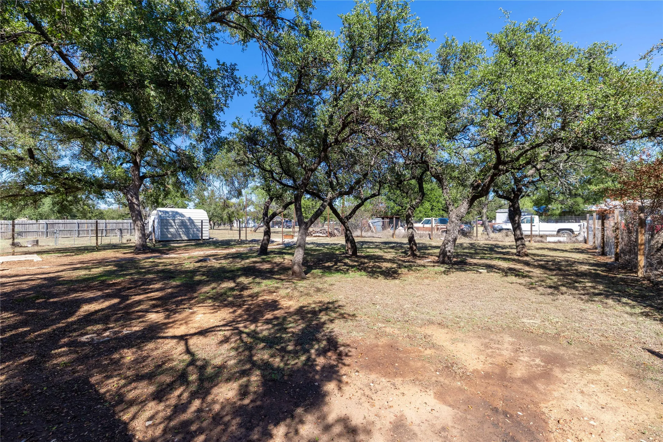 Single Family Residence For Sale in Brown County , 3406 Austin Avenue, Brownwood, Texas 76801, 3 Bedroom, 2 Bathroom, Garage spaces, 1,110 Sqft, built in 1945, mls#21406590, Real Estate Agent in Brownwood, Homes For Sale in Brown county, Homes For Sale in Brownwood, Realtor in Brownwood Texas, Real Estate Brokerage Independent Realty Texas, Luminita Cordes Realtor