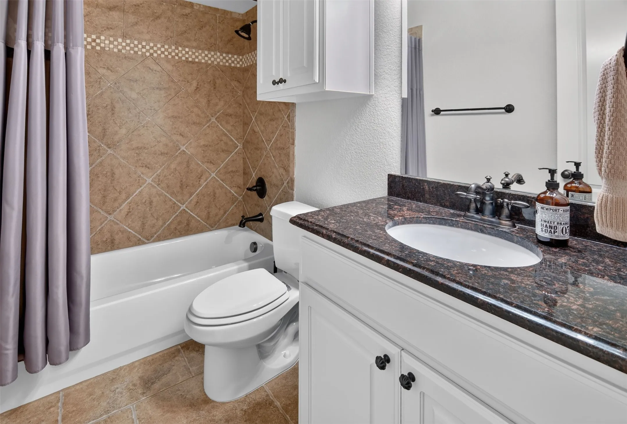 Single Family Residence For Sale in Tarrant County , 2915 Sutton Place, Southlake, Texas 76092, 3 Bedroom, 3 Bathroom, 3 Garage spaces, 2,901 Sqft, built in 2010, mls#21408370, Real Estate Agent in Southlake, Homes For Sale in Tarrant county, Homes For Sale in Southlake, Realtor in Southlake Texas, Real Estate Brokerage Independent Realty Texas, Luminita Cordes Realtor