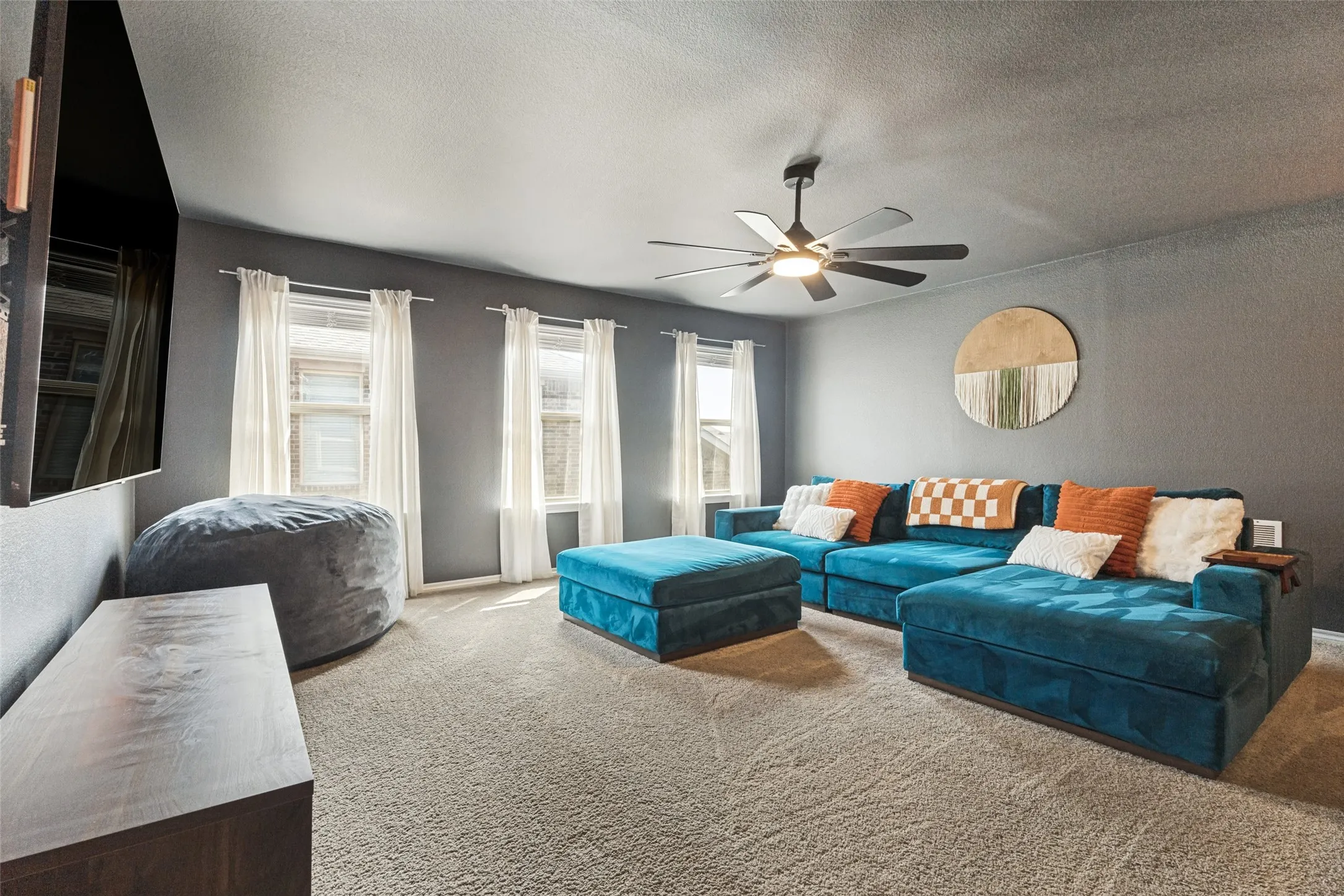 Single Family Residence For Sale in Tarrant County , 2213 Lacerta Drive, Haslet, Texas 76052, 4 Bedroom, 3 Bathroom, 3 Garage spaces, 2,766 Sqft, built in 2022, mls#21407944, Real Estate Agent in Haslet, Homes For Sale in Tarrant county, Homes For Sale in Haslet, Realtor in Haslet Texas, Real Estate Brokerage Independent Realty Texas, Luminita Cordes Realtor