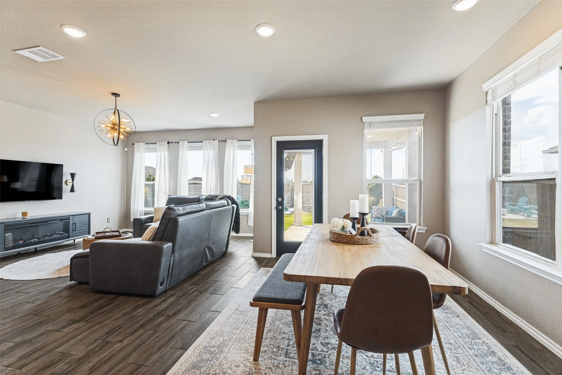 Single Family Residence For Sale in Tarrant County , 2213 Lacerta Drive, Haslet, Texas 76052, 4 Bedroom, 3 Bathroom, 3 Garage spaces, 2,766 Sqft, built in 2022, mls#21407944, Real Estate Agent in Haslet, Homes For Sale in Tarrant county, Homes For Sale in Haslet, Realtor in Haslet Texas, Real Estate Brokerage Independent Realty Texas, Luminita Cordes Realtor
