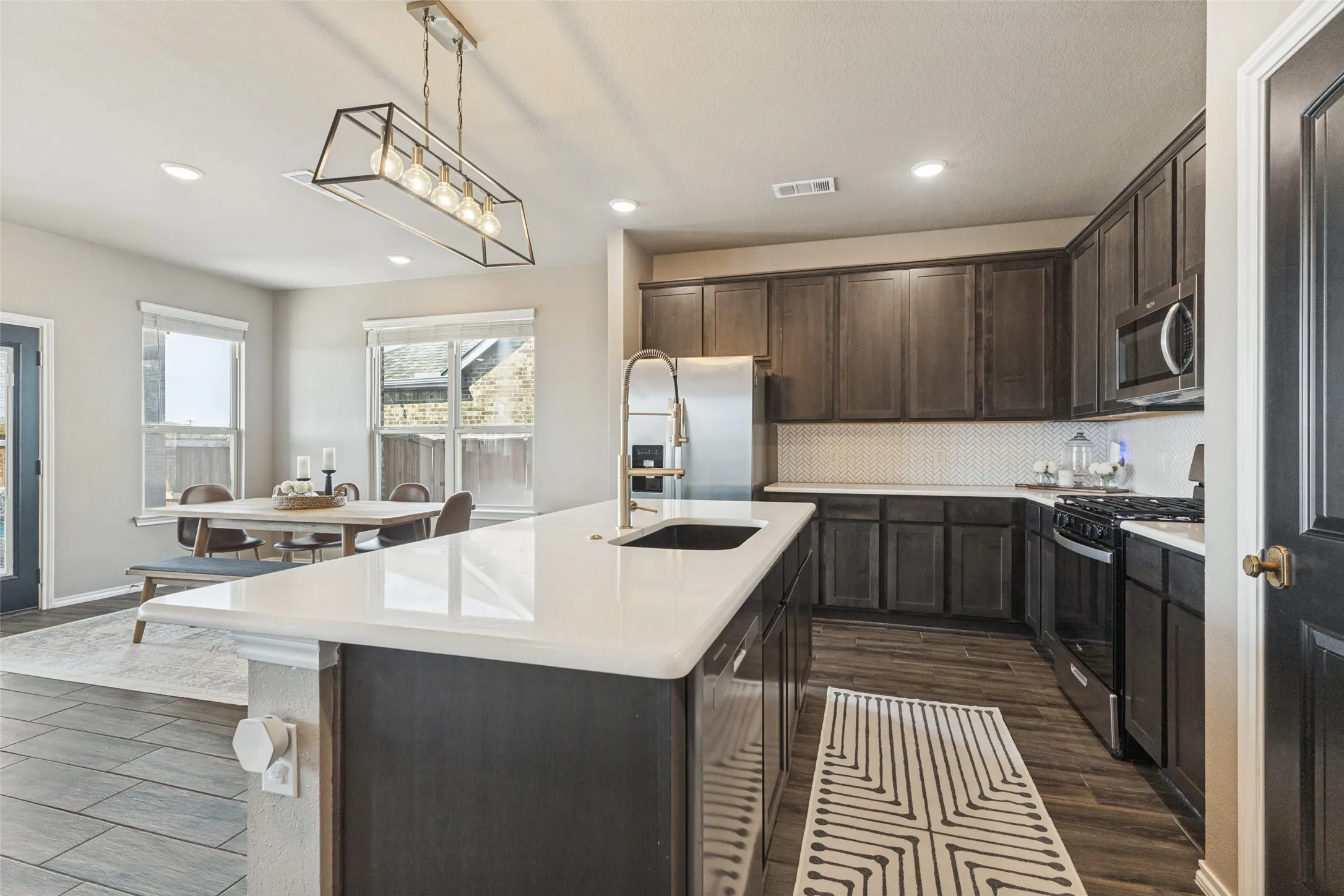 Single Family Residence For Sale in Tarrant County , 2213 Lacerta Drive, Haslet, Texas 76052, 4 Bedroom, 3 Bathroom, 3 Garage spaces, 2,766 Sqft, built in 2022, mls#21407944, Real Estate Agent in Haslet, Homes For Sale in Tarrant county, Homes For Sale in Haslet, Realtor in Haslet Texas, Real Estate Brokerage Independent Realty Texas, Luminita Cordes Realtor