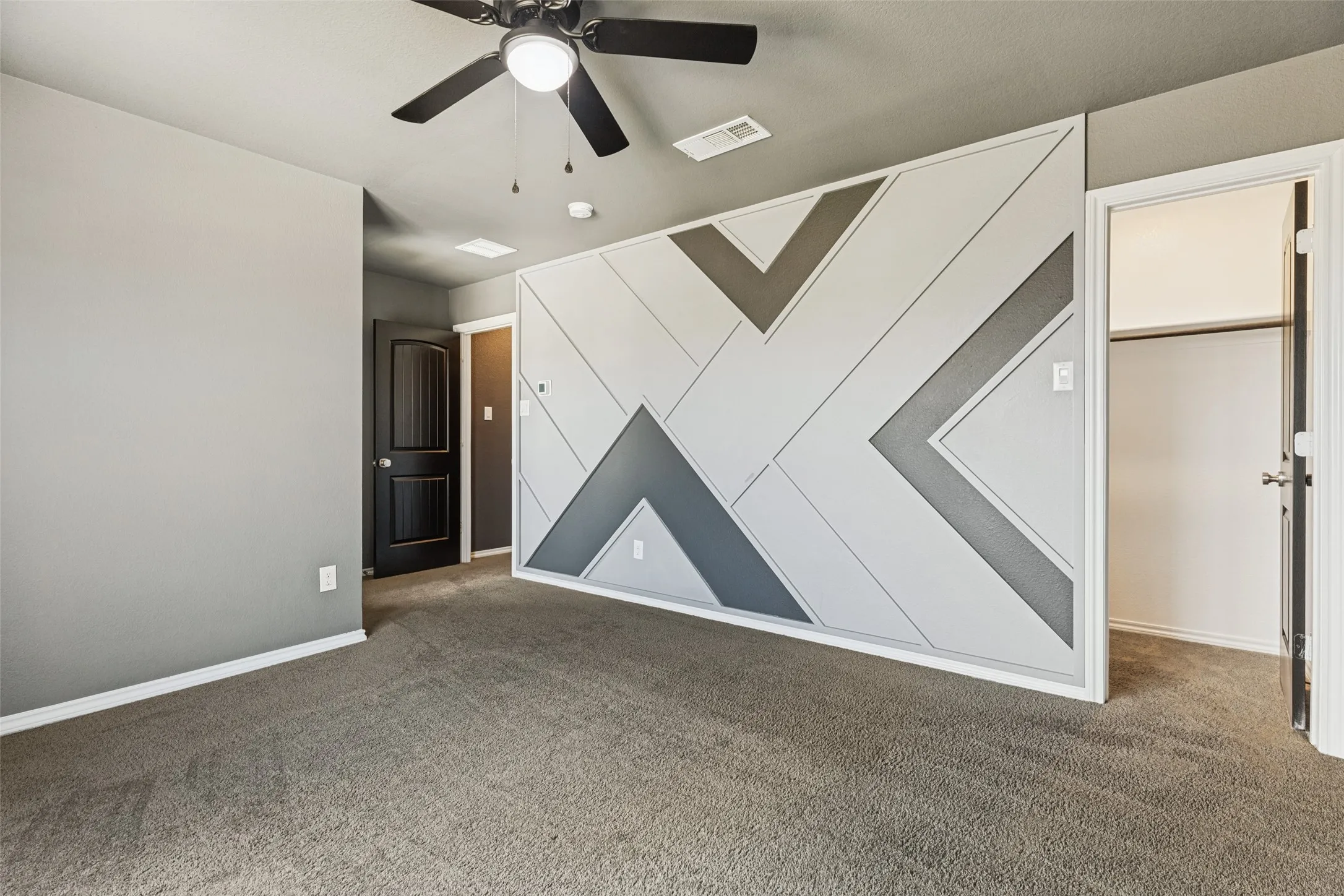 Single Family Residence For Sale in Tarrant County , 2213 Lacerta Drive, Haslet, Texas 76052, 4 Bedroom, 3 Bathroom, 3 Garage spaces, 2,766 Sqft, built in 2022, mls#21407944, Real Estate Agent in Haslet, Homes For Sale in Tarrant county, Homes For Sale in Haslet, Realtor in Haslet Texas, Real Estate Brokerage Independent Realty Texas, Luminita Cordes Realtor