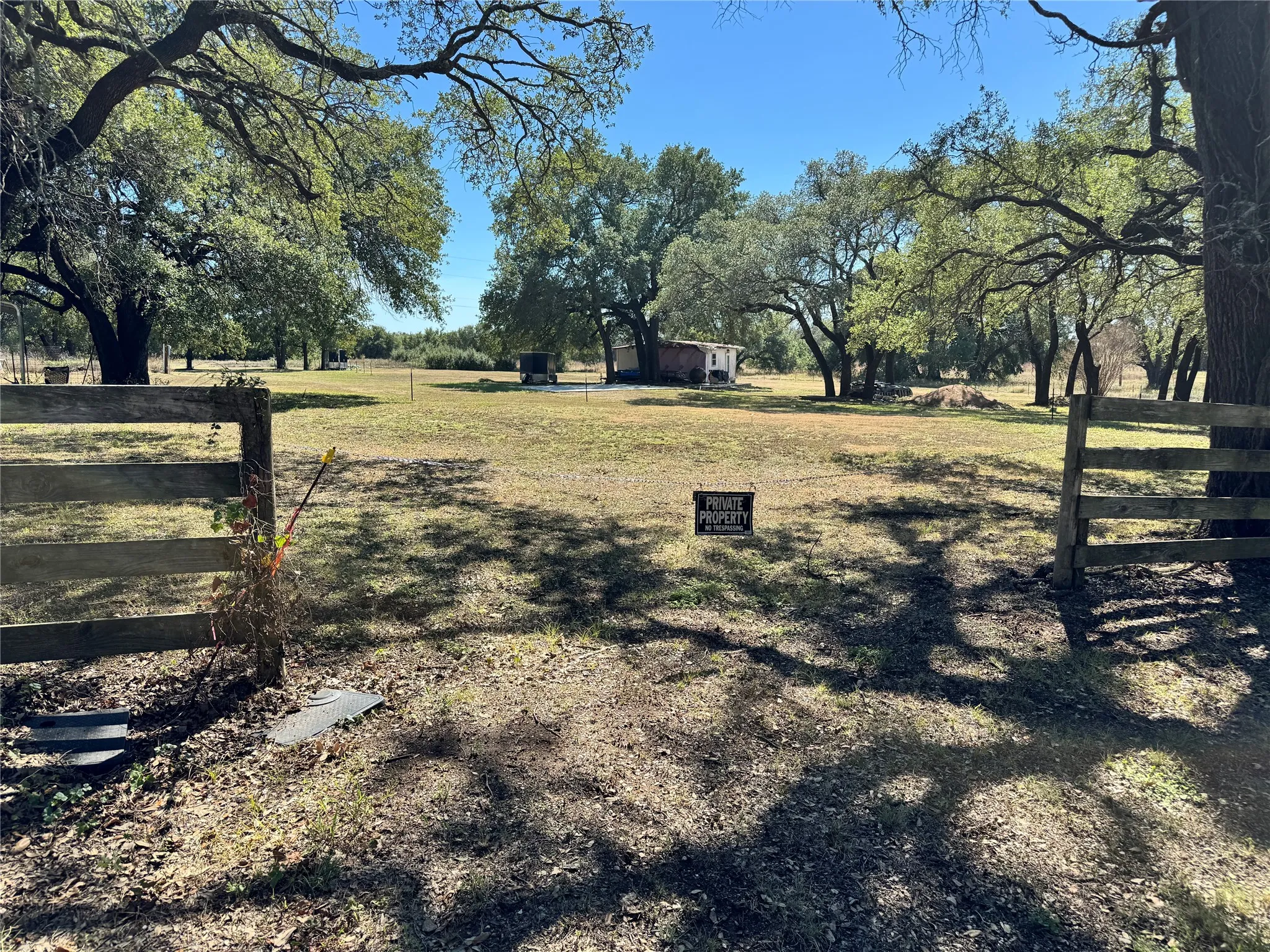 Unimproved Land For Sale in Hood County , 3711 Bob White Court, Granbury, Texas 76049, 0, 0, Garage spaces, 0 Sqft, built in 0, mls#21408508, Real Estate Agent in Granbury, Homes For Sale in Hood county, Homes For Sale in Granbury, Realtor in Granbury Texas, Real Estate Brokerage Independent Realty Texas, Luminita Cordes Realtor