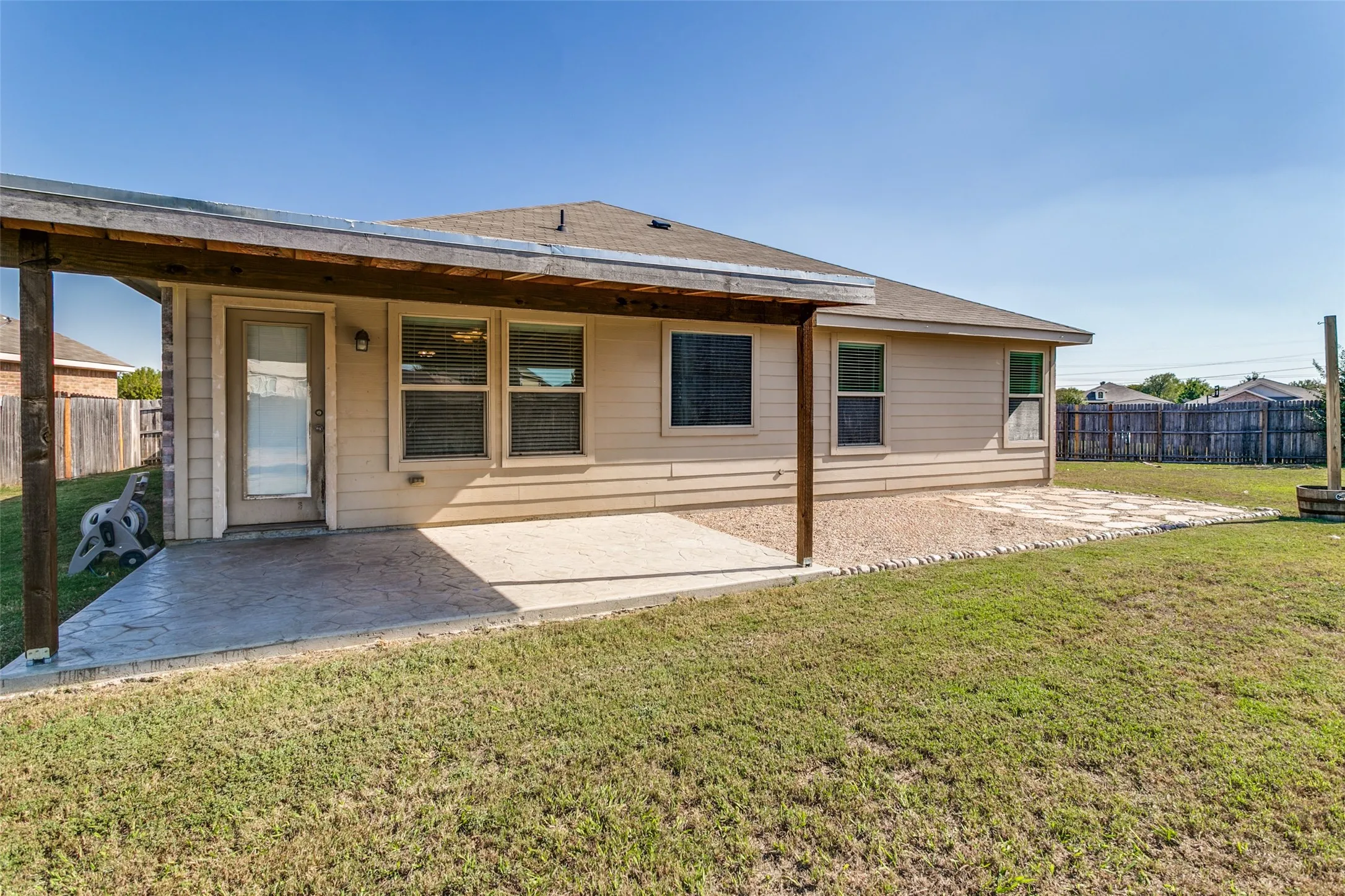 Single Family Residence For Sale in Tarrant County , 11204 Beechgrove Court, Fort Worth, Texas 76140, 4 Bedroom, 2 Bathroom, 2 Garage spaces, 1,756 Sqft, built in 2014, mls#21403926, Real Estate Agent in Fort Worth, Homes For Sale in Tarrant county, Homes For Sale in Fort Worth, Realtor in Fort Worth Texas, Real Estate Brokerage Independent Realty Texas, Luminita Cordes Realtor