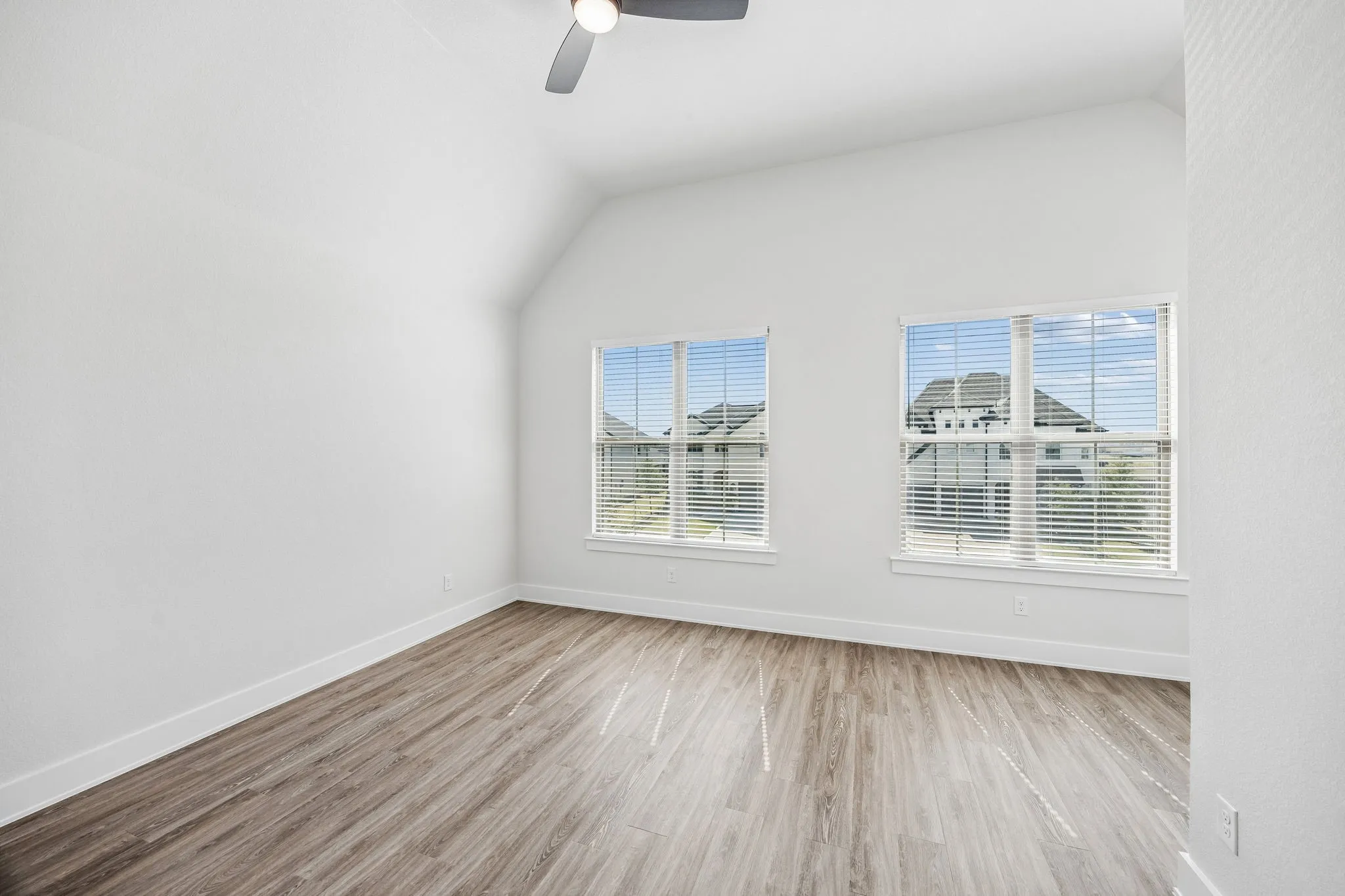 Single Family Residence For Sale in Denton County , 2970 Sunfish Street, Prosper, Texas 75078, 5 Bedroom, 6 Bathroom, 2 Garage spaces, 4,720 Sqft, built in 2023, mls#21408780, Real Estate Agent in Prosper, Homes For Sale in Denton county, Homes For Sale in Prosper, Realtor in Prosper Texas, Real Estate Brokerage Independent Realty Texas, Luminita Cordes Realtor