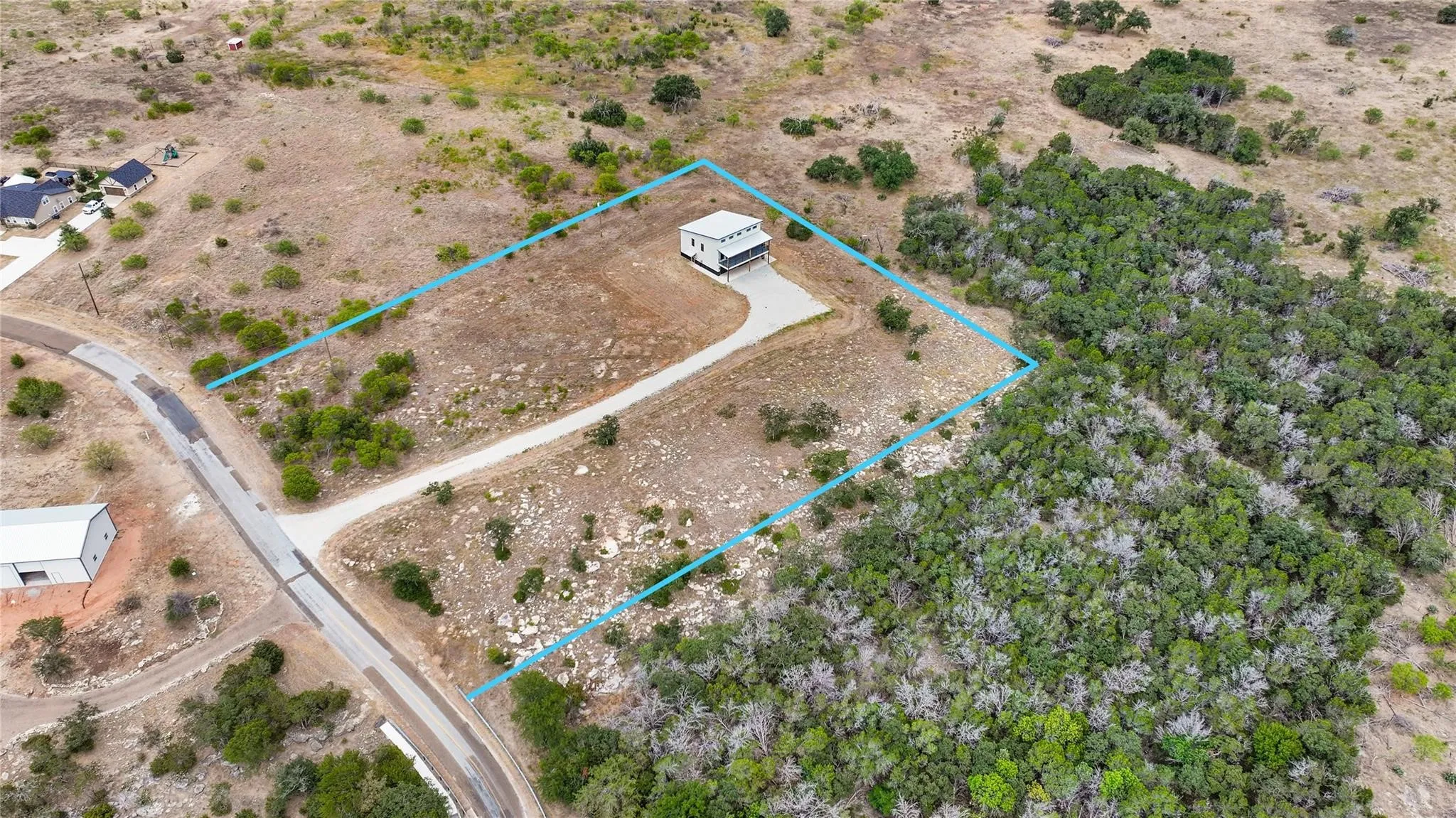 Single Family Residence For Sale in Palo Pinto County , 4064 Hells Gate Loop, Possum Kingdom Lake, Texas 76475, 4 Bedroom, 4 Bathroom, 2 Garage spaces, 2,720 Sqft, built in 2023, mls#21408848, Real Estate Agent in Possum Kingdom Lake, Homes For Sale in Palo Pinto county, Homes For Sale in Possum Kingdom Lake, Realtor in Possum Kingdom Lake Texas, Real Estate Brokerage Independent Realty Texas, Luminita Cordes Realtor