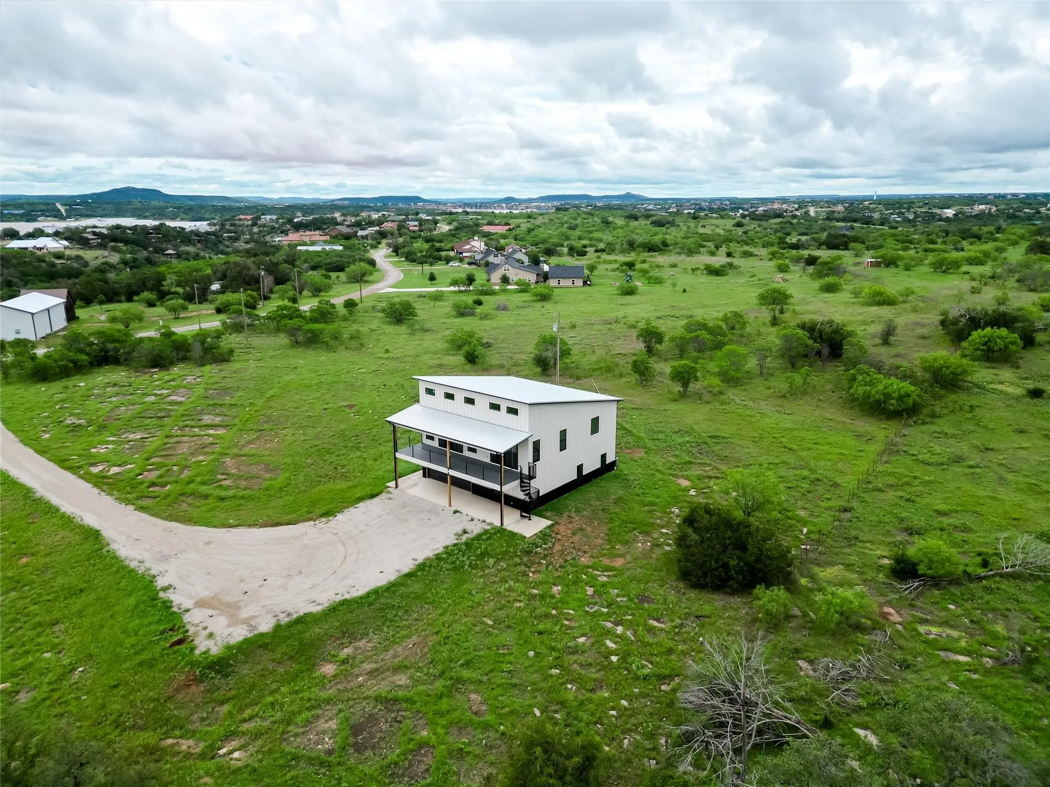Single Family Residence For Sale in Palo Pinto County , 4064 Hells Gate Loop, Possum Kingdom Lake, Texas 76475, 4 Bedroom, 4 Bathroom, 2 Garage spaces, 2,720 Sqft, built in 2023, mls#21408848, Real Estate Agent in Possum Kingdom Lake, Homes For Sale in Palo Pinto county, Homes For Sale in Possum Kingdom Lake, Realtor in Possum Kingdom Lake Texas, Real Estate Brokerage Independent Realty Texas, Luminita Cordes Realtor