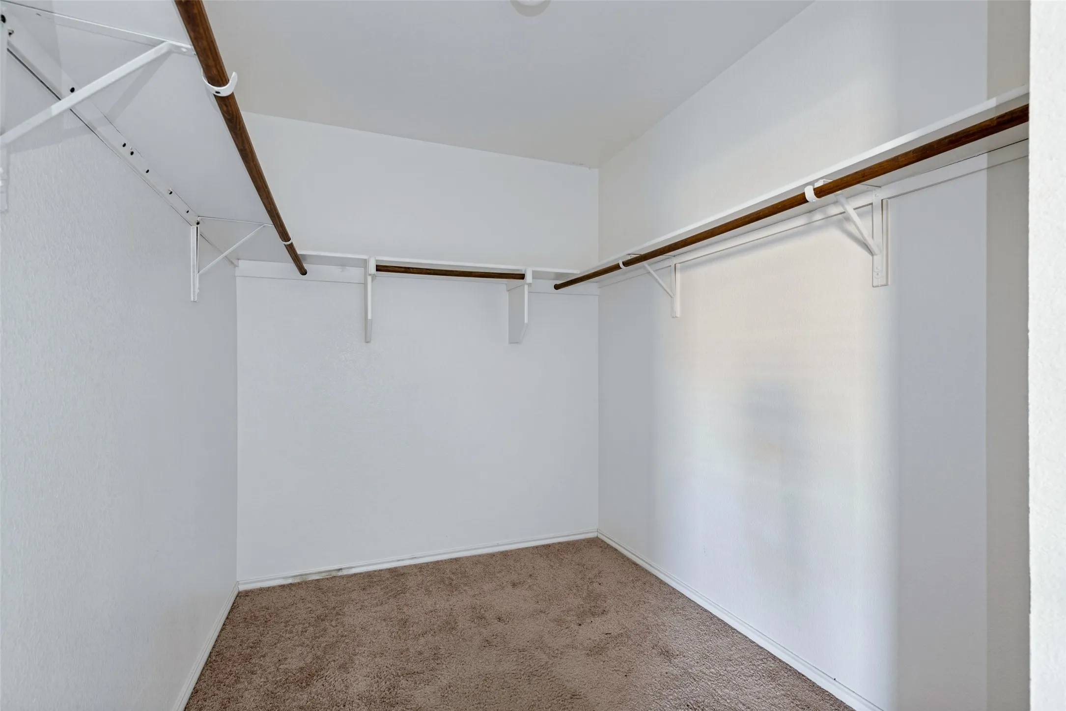 Single Family Residence For Sale in Kaufman County , 2430 Monty Street, Forney, Texas 75126, 4 Bedroom, 3 Bathroom, 2 Garage spaces, 2,198 Sqft, built in 2018, mls#21389826, Real Estate Agent in Forney, Homes For Sale in Kaufman county, Homes For Sale in Forney, Realtor in Forney Texas, Real Estate Brokerage Independent Realty Texas, Luminita Cordes Realtor