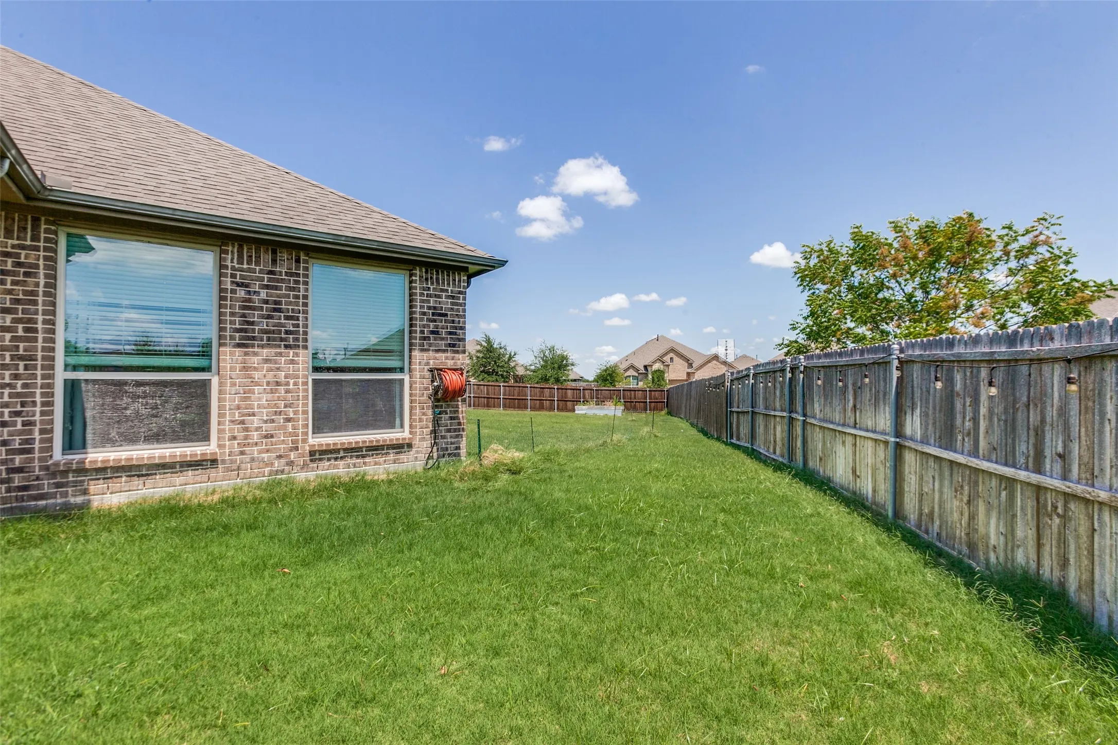 Single Family Residence For Rent in Kaufman County , 3003 Lily Lane, Heath, Texas 75126, 5 Bedroom, 3 Bathroom, 3 Garage spaces, 2,912 Sqft, built in 2016, mls#21408466, Real Estate Agent in Heath, Homes For Rent in Kaufman county, Homes For Rent in Heath, Realtor in Heath Texas, Real Estate Brokerage Independent Realty Texas, Luminita Cordes Realtor