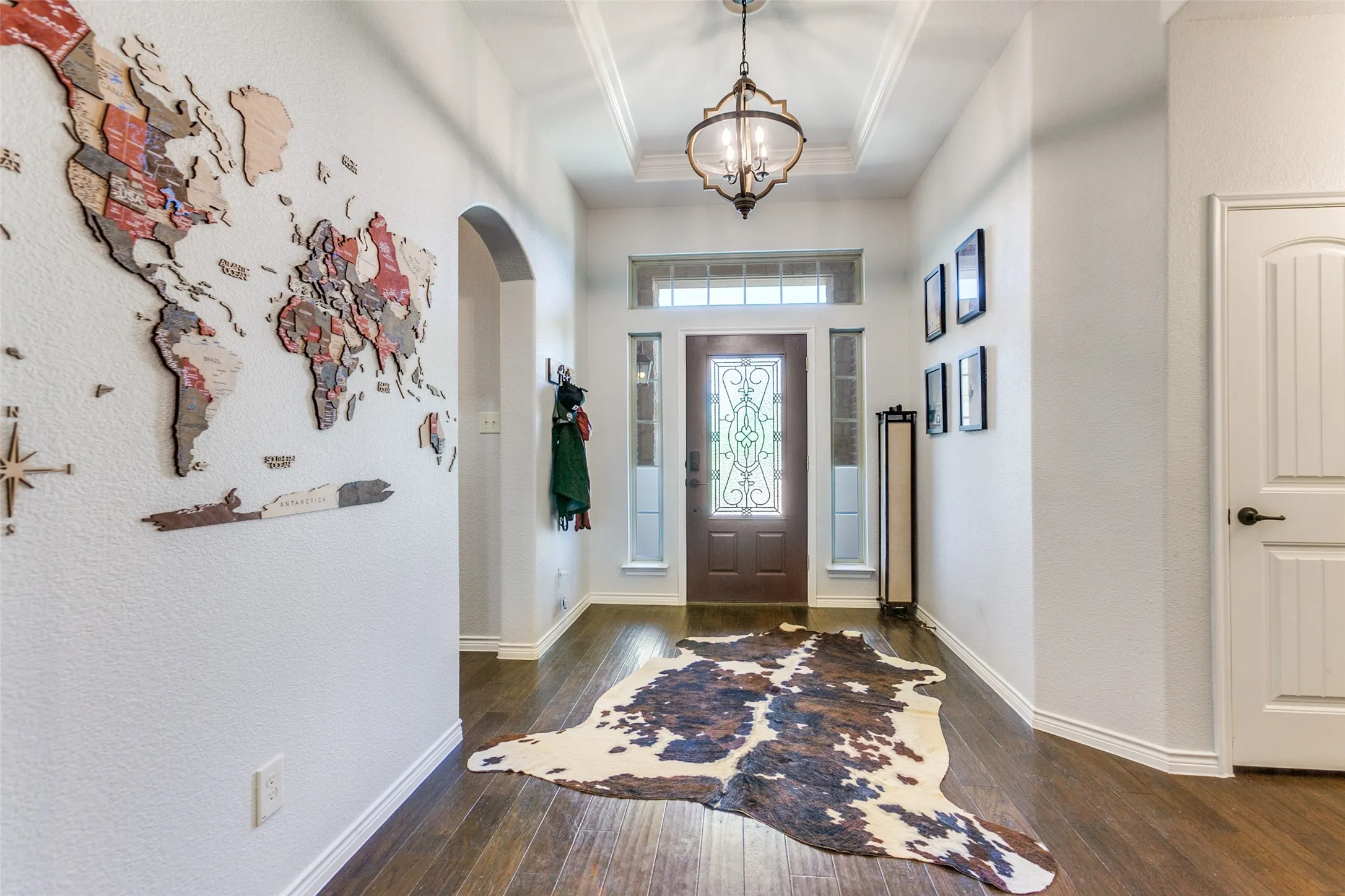 Single Family Residence For Rent in Kaufman County , 3003 Lily Lane, Heath, Texas 75126, 5 Bedroom, 3 Bathroom, 3 Garage spaces, 2,912 Sqft, built in 2016, mls#21408466, Real Estate Agent in Heath, Homes For Rent in Kaufman county, Homes For Rent in Heath, Realtor in Heath Texas, Real Estate Brokerage Independent Realty Texas, Luminita Cordes Realtor