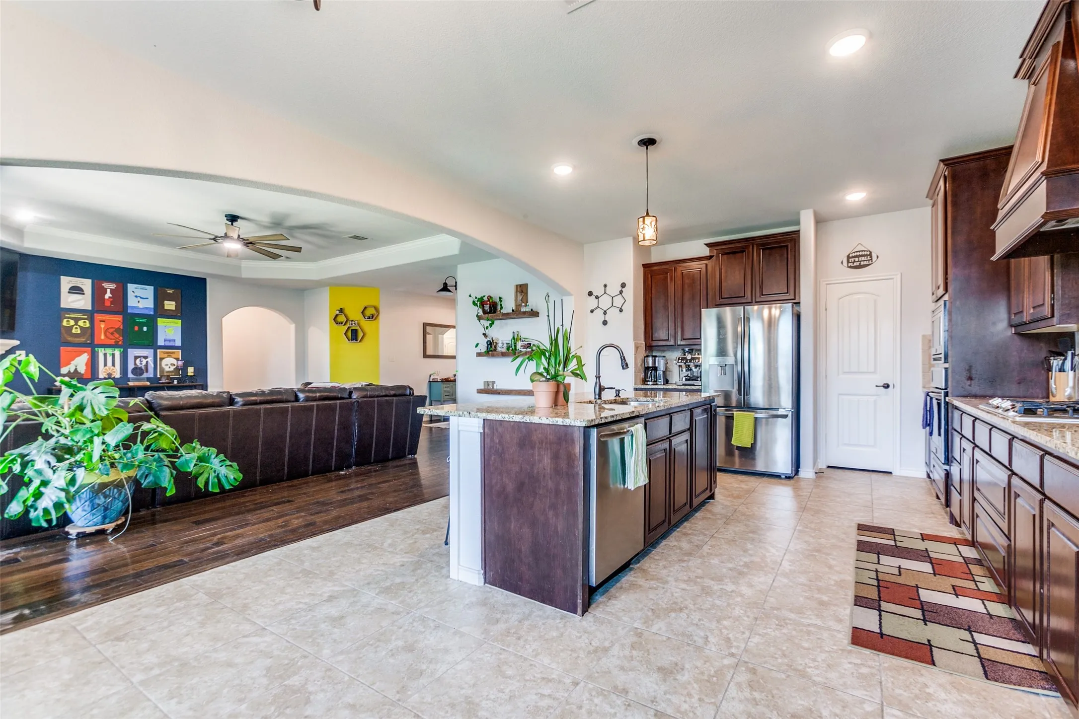Single Family Residence For Rent in Kaufman County , 3003 Lily Lane, Heath, Texas 75126, 5 Bedroom, 3 Bathroom, 3 Garage spaces, 2,912 Sqft, built in 2016, mls#21408466, Real Estate Agent in Heath, Homes For Rent in Kaufman county, Homes For Rent in Heath, Realtor in Heath Texas, Real Estate Brokerage Independent Realty Texas, Luminita Cordes Realtor