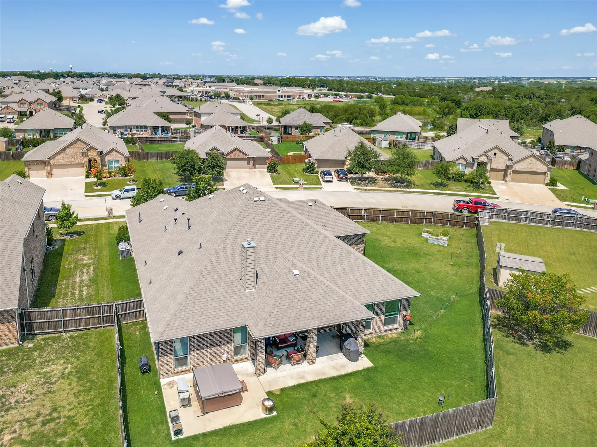Single Family Residence For Rent in Kaufman County , 3003 Lily Lane, Heath, Texas 75126, 5 Bedroom, 3 Bathroom, 3 Garage spaces, 2,912 Sqft, built in 2016, mls#21408466, Real Estate Agent in Heath, Homes For Rent in Kaufman county, Homes For Rent in Heath, Realtor in Heath Texas, Real Estate Brokerage Independent Realty Texas, Luminita Cordes Realtor