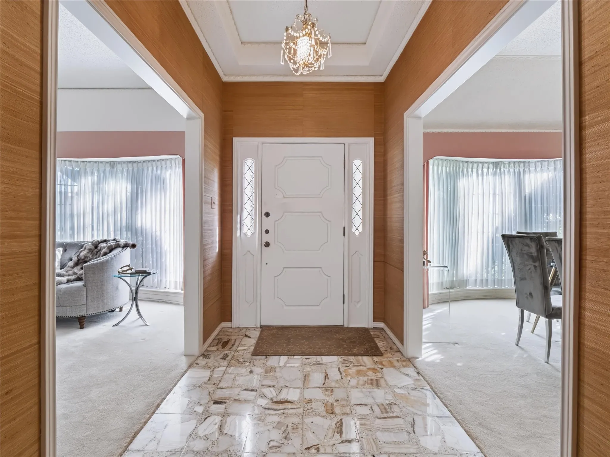 Single Family Residence For Sale in Dallas County , 6911 Brentfield Drive, Dallas, Texas 75248, 4 Bedroom, 3 Bathroom, 2 Garage spaces, 2,606 Sqft, built in 1976, mls#21405685, Real Estate Agent in Dallas, Homes For Sale in Dallas county, Homes For Sale in Dallas, Realtor in Dallas Texas, Real Estate Brokerage Independent Realty Texas, Luminita Cordes Realtor