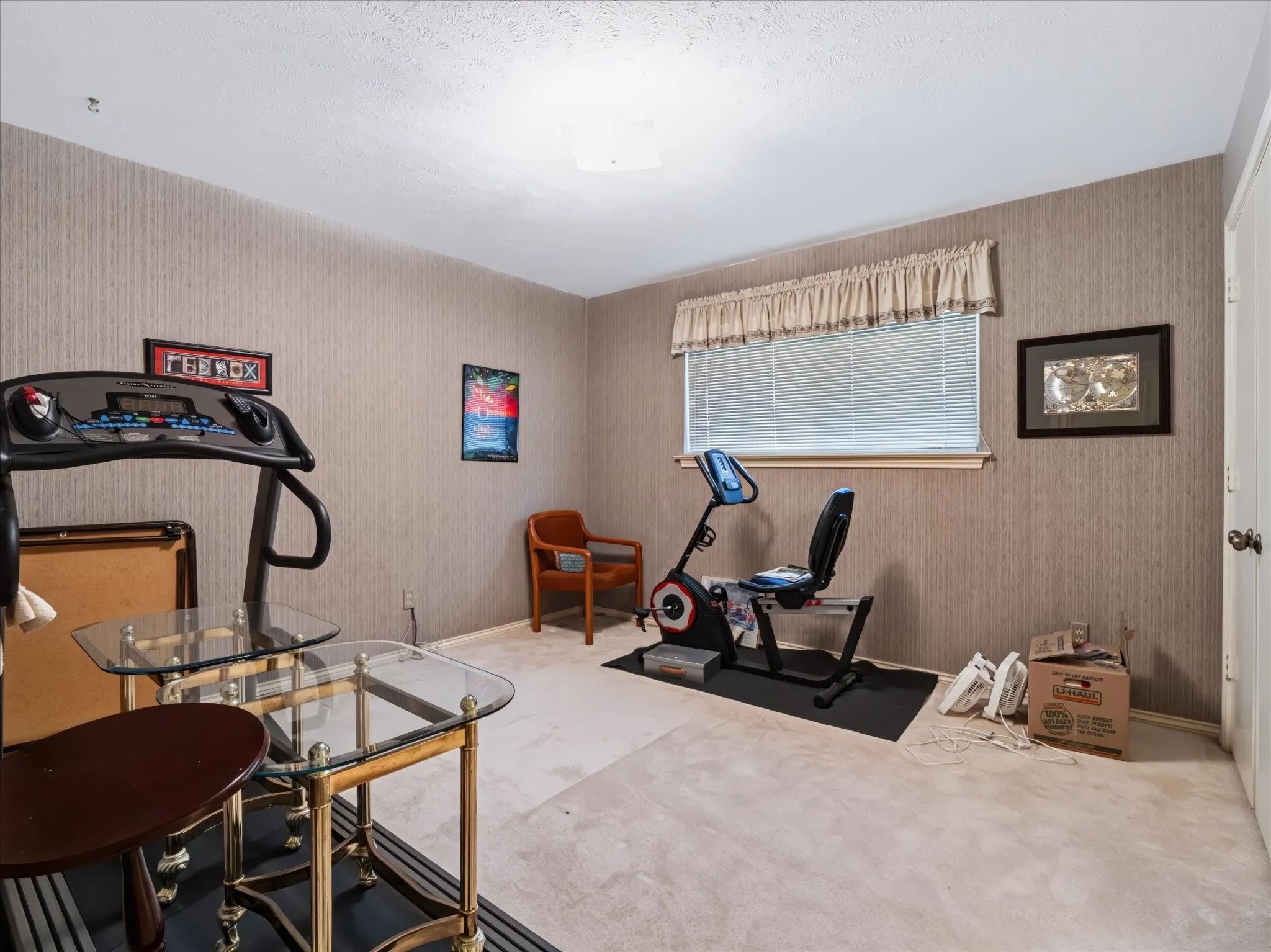 Single Family Residence For Sale in Dallas County , 6911 Brentfield Drive, Dallas, Texas 75248, 4 Bedroom, 3 Bathroom, 2 Garage spaces, 2,606 Sqft, built in 1976, mls#21405685, Real Estate Agent in Dallas, Homes For Sale in Dallas county, Homes For Sale in Dallas, Realtor in Dallas Texas, Real Estate Brokerage Independent Realty Texas, Luminita Cordes Realtor