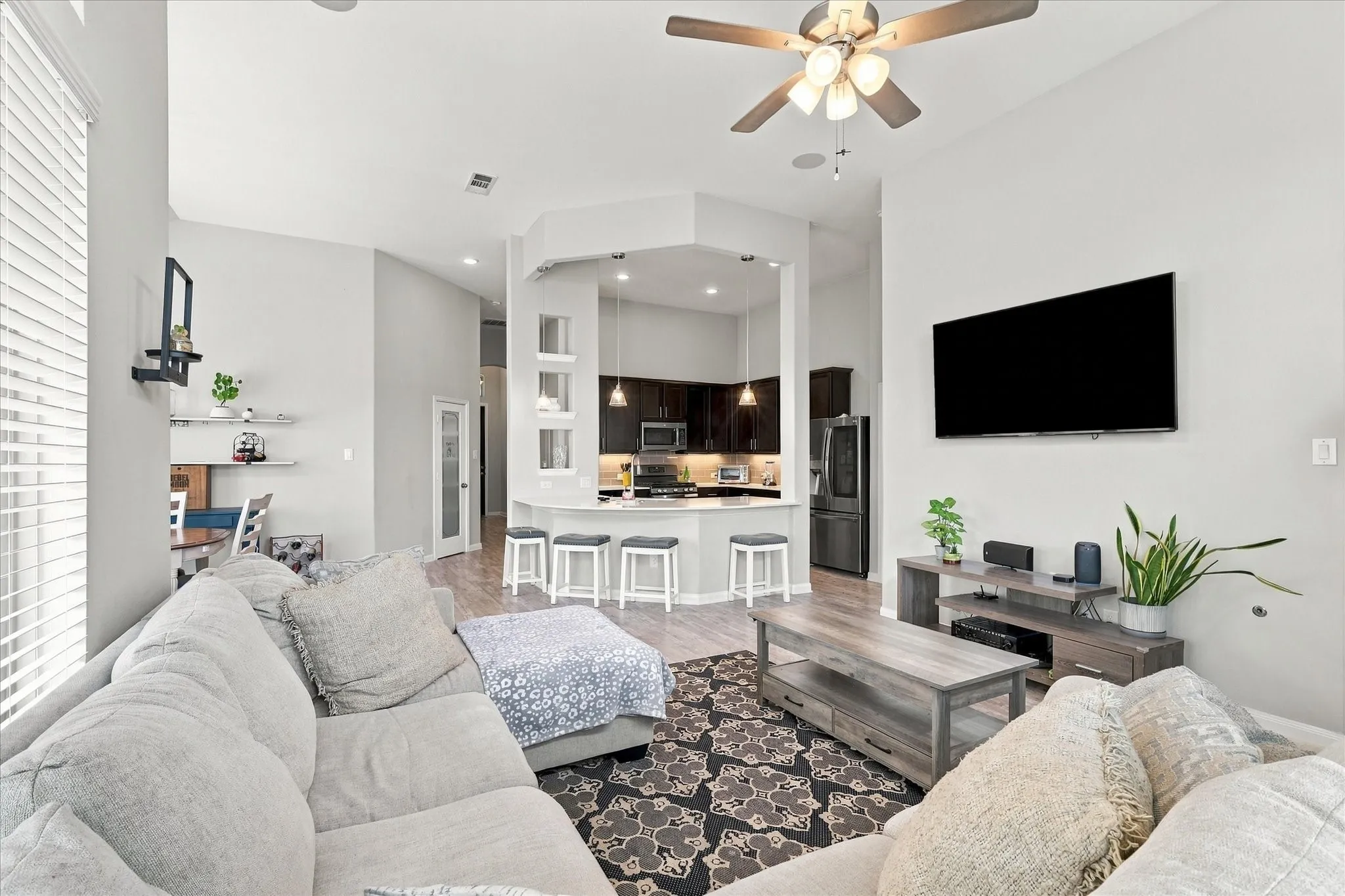 Single Family Residence For Sale in Collin County , 1504 Ravenswood Lane, Wylie, Texas 75098, 3 Bedroom, 2 Bathroom, 2 Garage spaces, 1,836 Sqft, built in 2020, mls#21408861, Real Estate Agent in Wylie, Homes For Sale in Collin county, Homes For Sale in Wylie, Realtor in Wylie Texas, Real Estate Brokerage Independent Realty Texas, Luminita Cordes Realtor