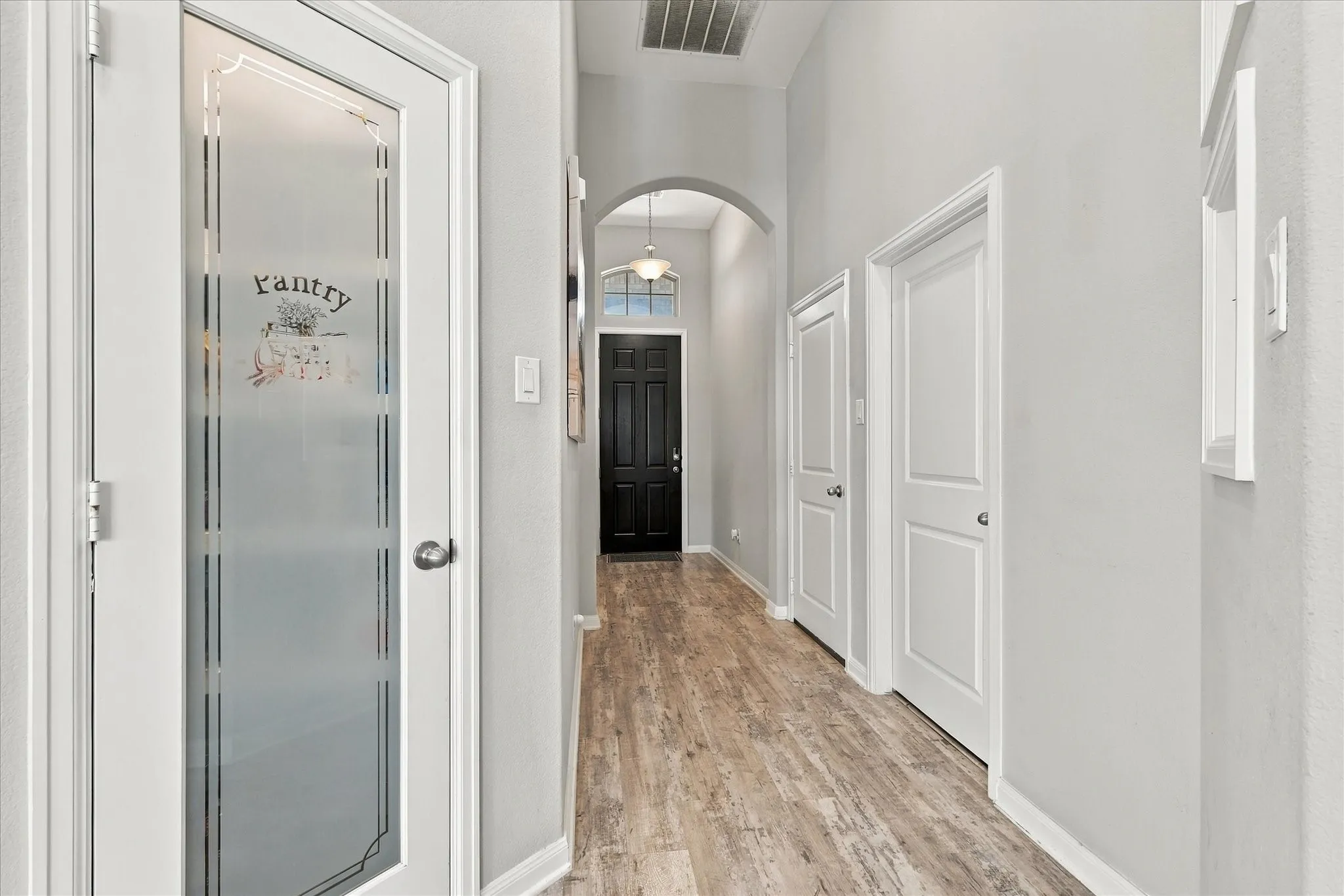 Single Family Residence For Sale in Collin County , 1504 Ravenswood Lane, Wylie, Texas 75098, 3 Bedroom, 2 Bathroom, 2 Garage spaces, 1,836 Sqft, built in 2020, mls#21408861, Real Estate Agent in Wylie, Homes For Sale in Collin county, Homes For Sale in Wylie, Realtor in Wylie Texas, Real Estate Brokerage Independent Realty Texas, Luminita Cordes Realtor