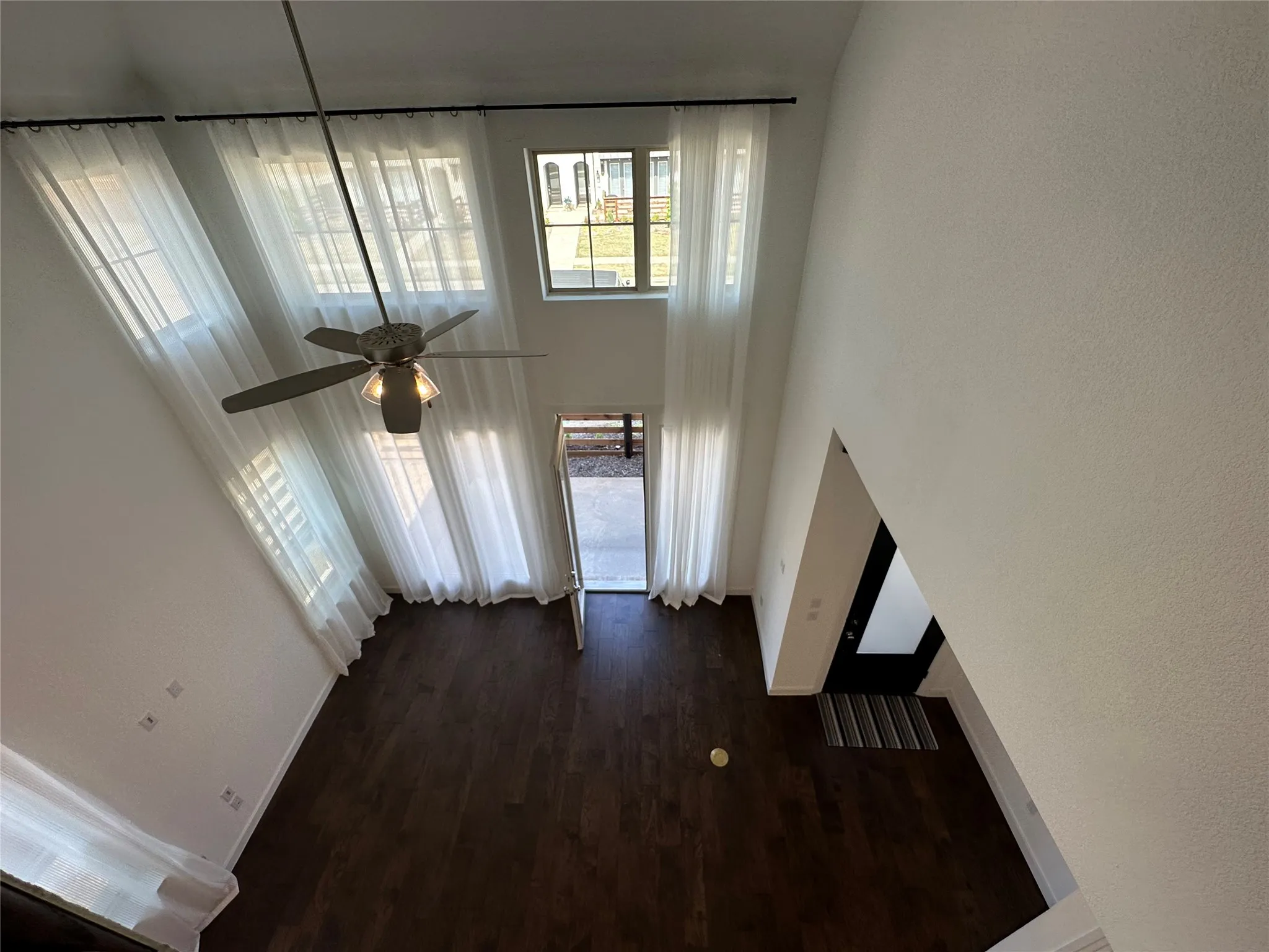 Townhouse For Rent in Collin County , 358 Somerville Drive, Mc Kinney, Texas 75071, 3 Bedroom, 3 Bathroom, 2 Garage spaces, 1,827 Sqft, built in 2021, mls#21408863, Real Estate Agent in Mc Kinney, Homes For Rent in Collin county, Homes For Rent in Mc Kinney, Realtor in Mc Kinney Texas, Real Estate Brokerage Independent Realty Texas, Luminita Cordes Realtor