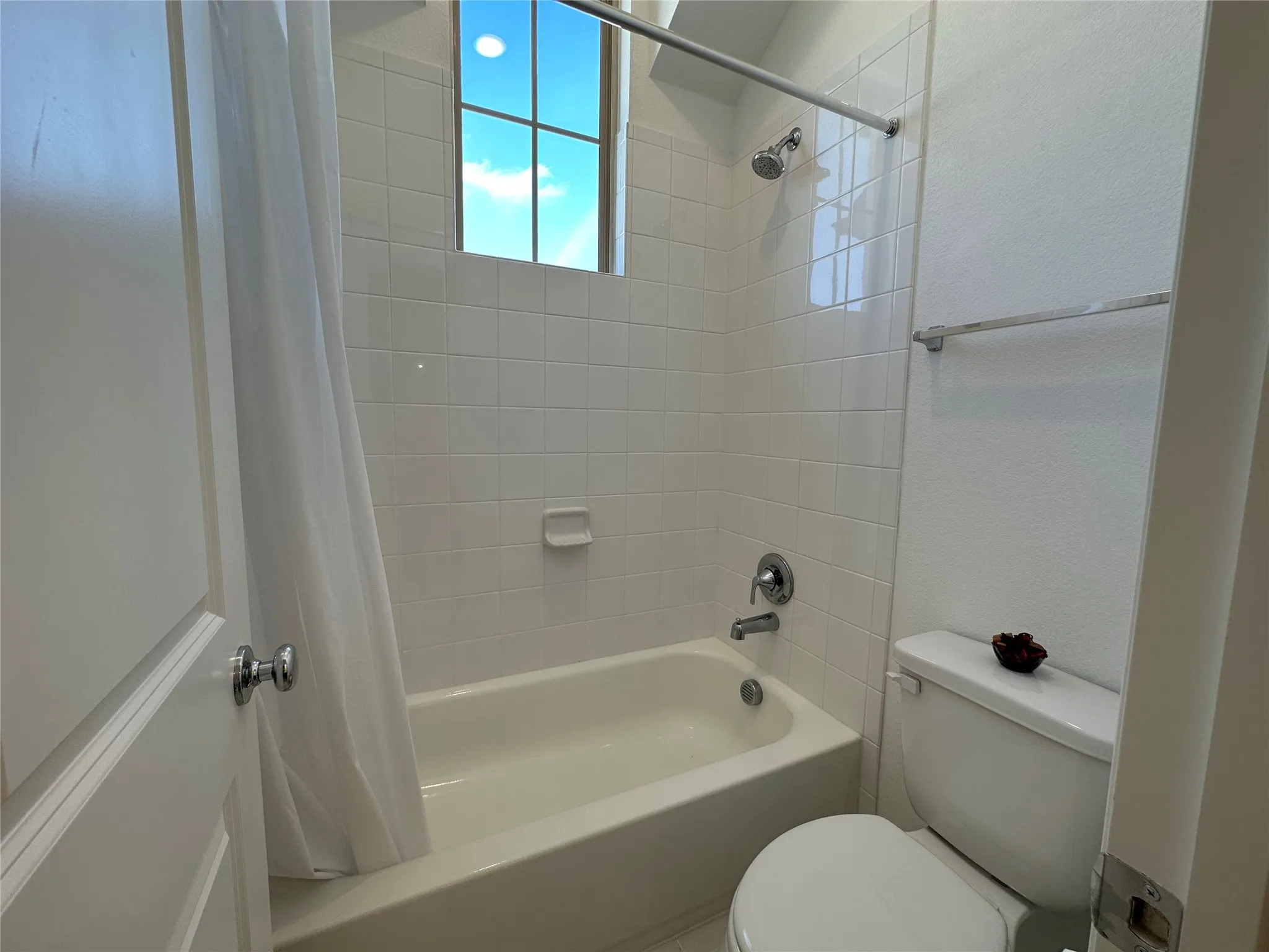Townhouse For Rent in Collin County , 358 Somerville Drive, Mc Kinney, Texas 75071, 3 Bedroom, 3 Bathroom, 2 Garage spaces, 1,827 Sqft, built in 2021, mls#21408863, Real Estate Agent in Mc Kinney, Homes For Rent in Collin county, Homes For Rent in Mc Kinney, Realtor in Mc Kinney Texas, Real Estate Brokerage Independent Realty Texas, Luminita Cordes Realtor