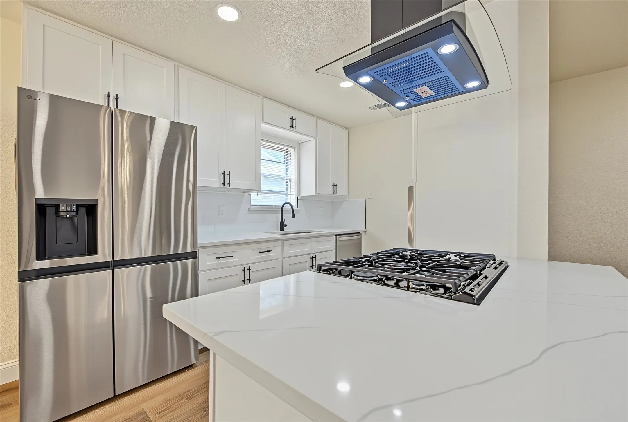 Single Family Residence For Sale in Dallas County , 2200 Stafford Lane, Mesquite, Texas 75150, 4 Bedroom, 2 Bathroom, 2 Garage spaces, 1,627 Sqft, built in 1971, mls#21408548, Real Estate Agent in Mesquite, Homes For Sale in Dallas county, Homes For Sale in Mesquite, Realtor in Mesquite Texas, Real Estate Brokerage Independent Realty Texas, Luminita Cordes Realtor