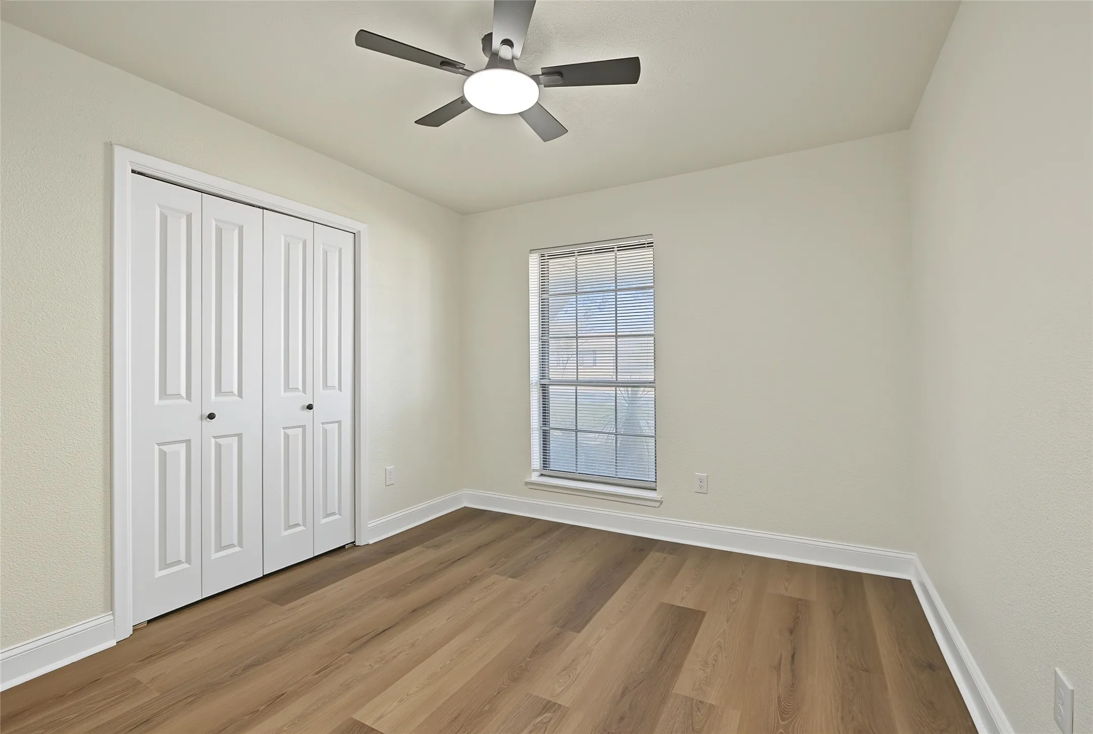 Single Family Residence For Sale in Dallas County , 2200 Stafford Lane, Mesquite, Texas 75150, 4 Bedroom, 2 Bathroom, 2 Garage spaces, 1,627 Sqft, built in 1971, mls#21408548, Real Estate Agent in Mesquite, Homes For Sale in Dallas county, Homes For Sale in Mesquite, Realtor in Mesquite Texas, Real Estate Brokerage Independent Realty Texas, Luminita Cordes Realtor