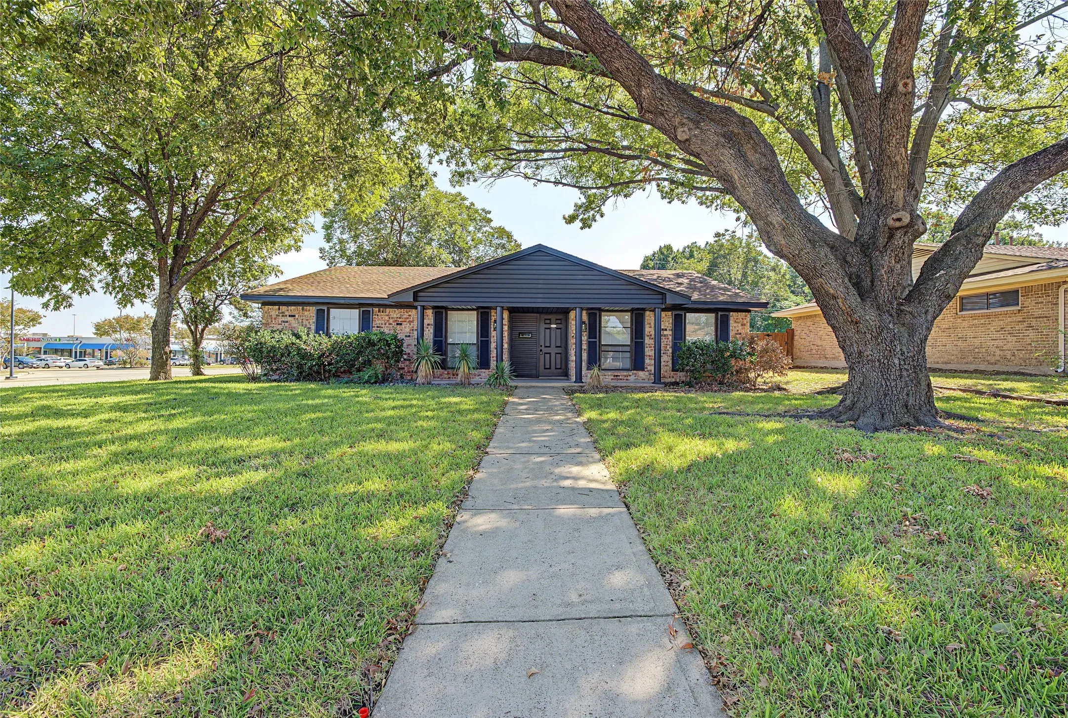 Single Family Residence For Sale