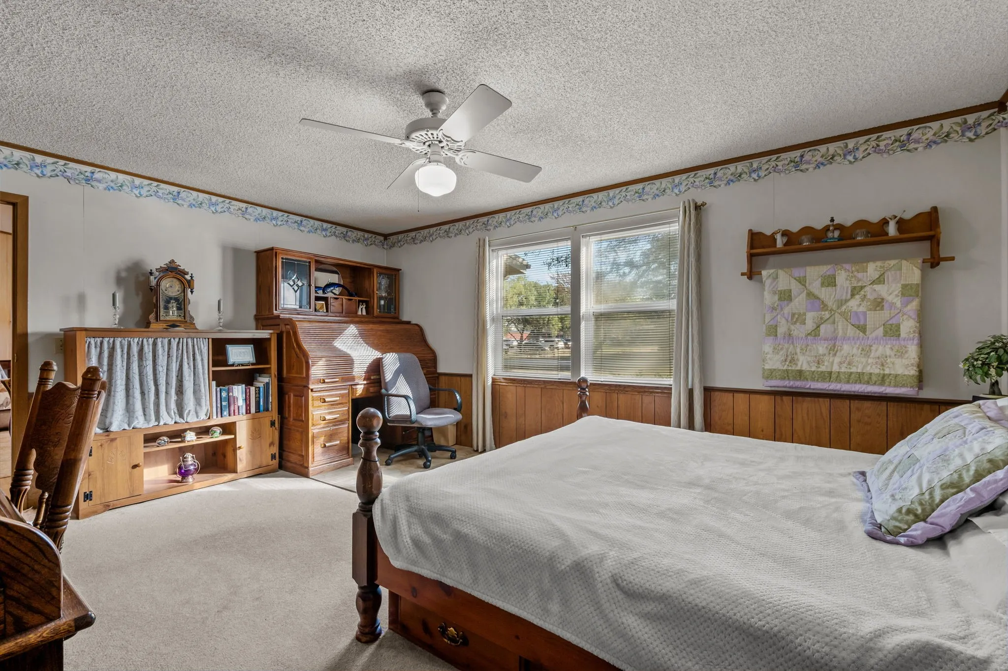 Manufactured Home For Sale in Hood County , 404 Cleveland Road, Granbury, Texas 76049, 3 Bedroom, 3 Bathroom, 2 Garage spaces, 1,872 Sqft, built in 1984, mls#21404567, Real Estate Agent in Granbury, Homes For Sale in Hood county, Homes For Sale in Granbury, Realtor in Granbury Texas, Real Estate Brokerage Independent Realty Texas, Luminita Cordes Realtor