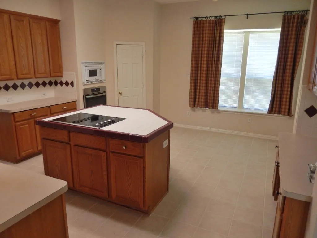 Single Family Residence For Rent in Dallas County , 5414 Deer Brook Road, Garland, Texas 75044, 5 Bedroom, 4 Bathroom, 2 Garage spaces, 3,631 Sqft, built in 1997, mls#21407514, Real Estate Agent in Garland, Homes For Rent in Dallas county, Homes For Rent in Garland, Realtor in Garland Texas, Real Estate Brokerage Independent Realty Texas, Luminita Cordes Realtor