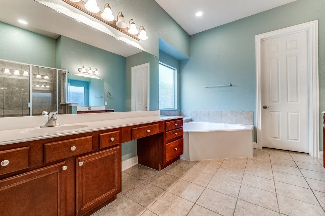 Single Family Residence For Rent in Collin County , 4652 Phillip Drive, Plano, Texas 75024, 4 Bedroom, 4 Bathroom, 2 Garage spaces, 3,391 Sqft, built in 2007, mls#21408874, Real Estate Agent in Plano, Homes For Rent in Collin county, Homes For Rent in Plano, Realtor in Plano Texas, Real Estate Brokerage Independent Realty Texas, Luminita Cordes Realtor