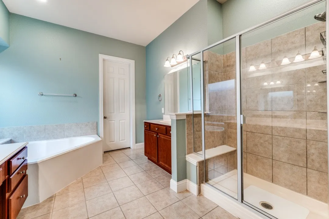 Single Family Residence For Rent in Collin County , 4652 Phillip Drive, Plano, Texas 75024, 4 Bedroom, 4 Bathroom, 2 Garage spaces, 3,391 Sqft, built in 2007, mls#21408874, Real Estate Agent in Plano, Homes For Rent in Collin county, Homes For Rent in Plano, Realtor in Plano Texas, Real Estate Brokerage Independent Realty Texas, Luminita Cordes Realtor