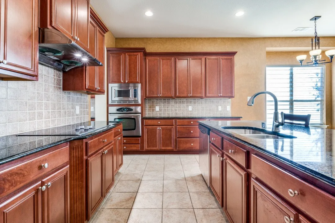 Single Family Residence For Rent in Collin County , 4652 Phillip Drive, Plano, Texas 75024, 4 Bedroom, 4 Bathroom, 2 Garage spaces, 3,391 Sqft, built in 2007, mls#21408874, Real Estate Agent in Plano, Homes For Rent in Collin county, Homes For Rent in Plano, Realtor in Plano Texas, Real Estate Brokerage Independent Realty Texas, Luminita Cordes Realtor