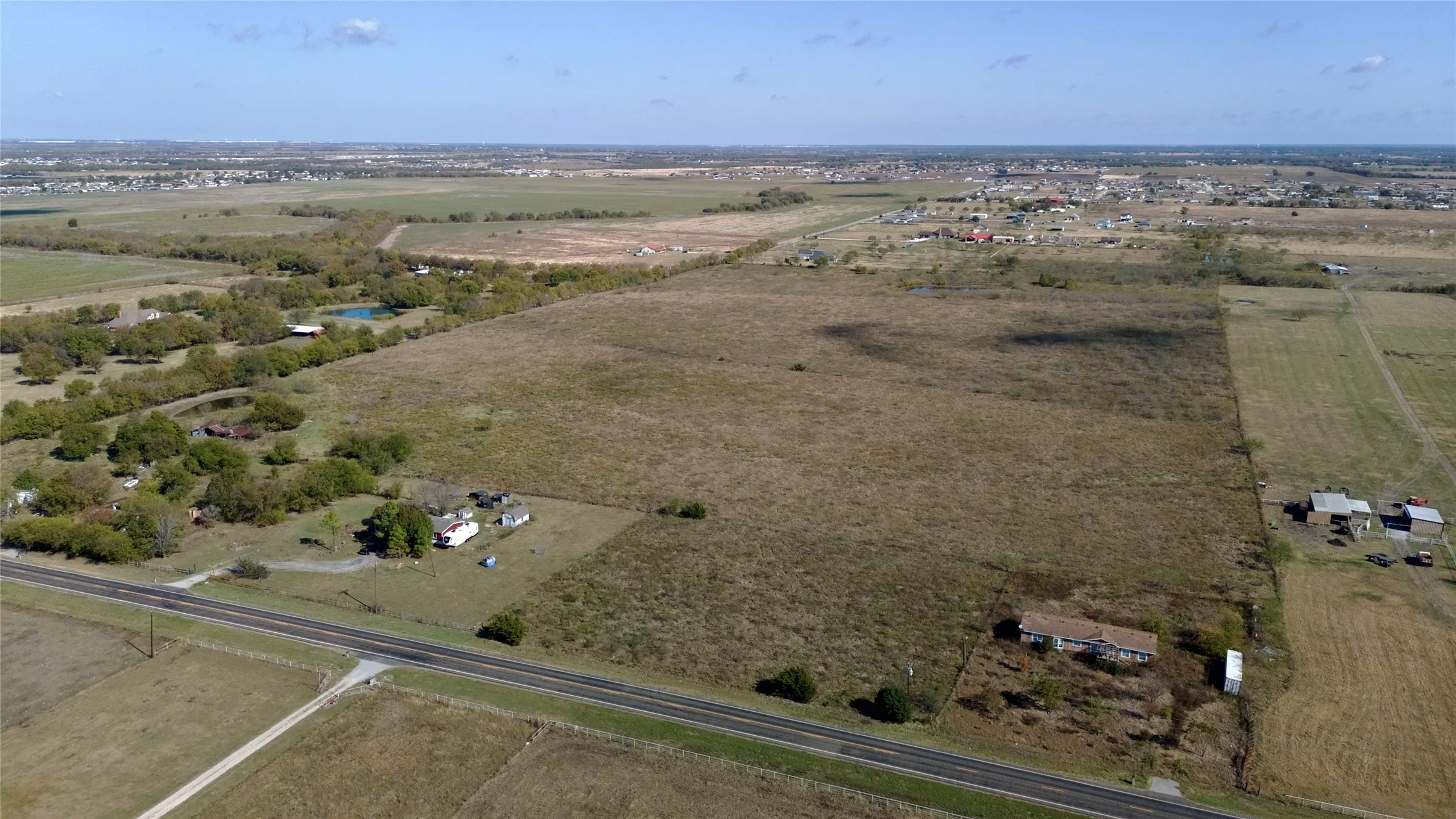 Unimproved Land For Sale in Kaufman County , TBD 10 +/- Acres County Road 4102, Kaufman, Texas 75142, 0, 0, Garage spaces, 0 Sqft, built in 1800, mls#21363130, Real Estate Agent in Kaufman, Homes For Sale in Kaufman county, Homes For Sale in Kaufman, Realtor in Kaufman Texas, Real Estate Brokerage Independent Realty Texas, Luminita Cordes Realtor