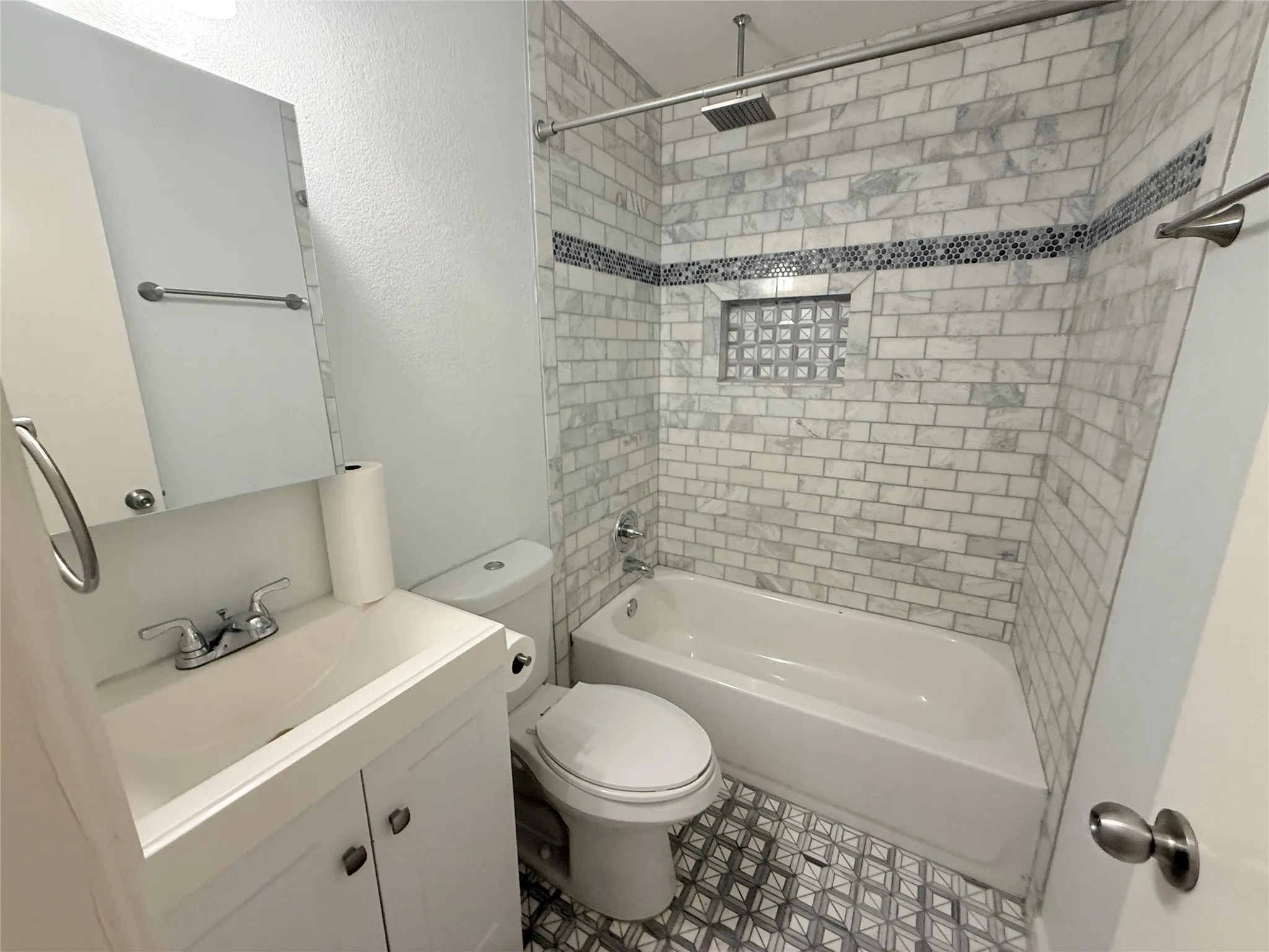 Updated secondary bath.